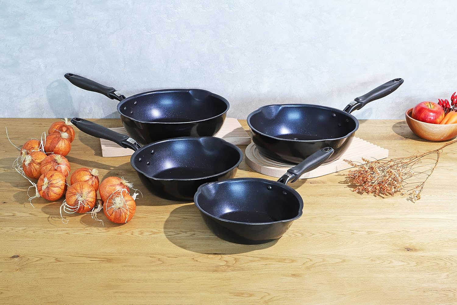 Pearl Metal HB-4724 Frying Pan, Black, 7.9 inches (20 cm), Diamond Coat, Ultra Deep Premium