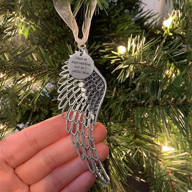 BTORER Christmas Memorial Baubles, I Have an Angel Watching Over Me Round Shape Design Angel Wings Shaped Pendants 2022 Christmas Tree Ornaments Ribbon Hanging Decoration