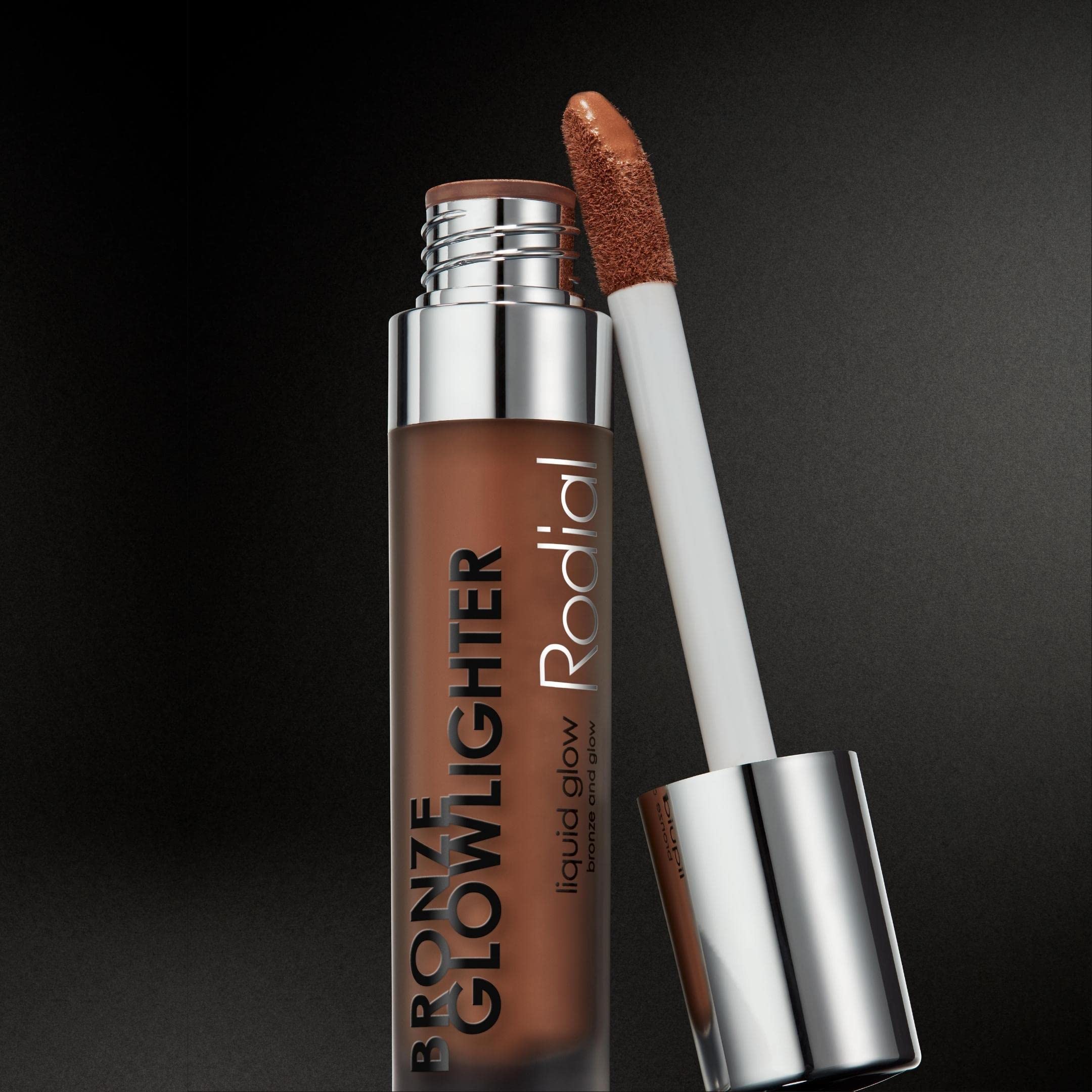 Rodial Bronze Glowlighter 6,1 ml - Crème Bronzante pour une Luminosité Instantanée, Pigment Bronzant Nacré, Formule Légère avec Vitamine E et Vitamine B pour Hydrater et Uniformiser le Teint