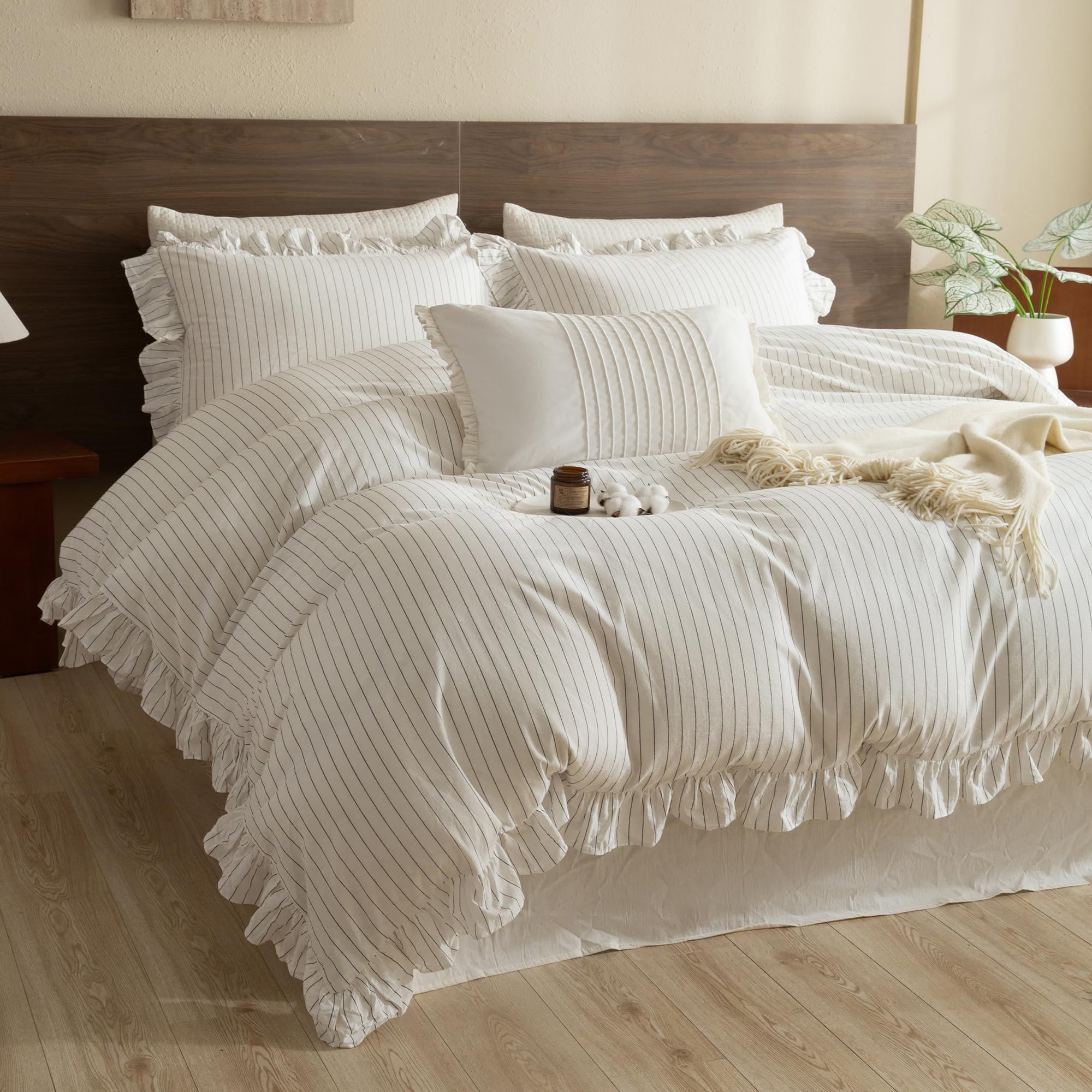 QSH White Dark Grey Wide Stripes Ruffled Duvet Cover Set King Size,3PCs Washed Cotton Farmhouse Striped Ruffle Bedding Quilt Cover Ultra Soft Breathable Comforter Cover Set King with Pillow Shams