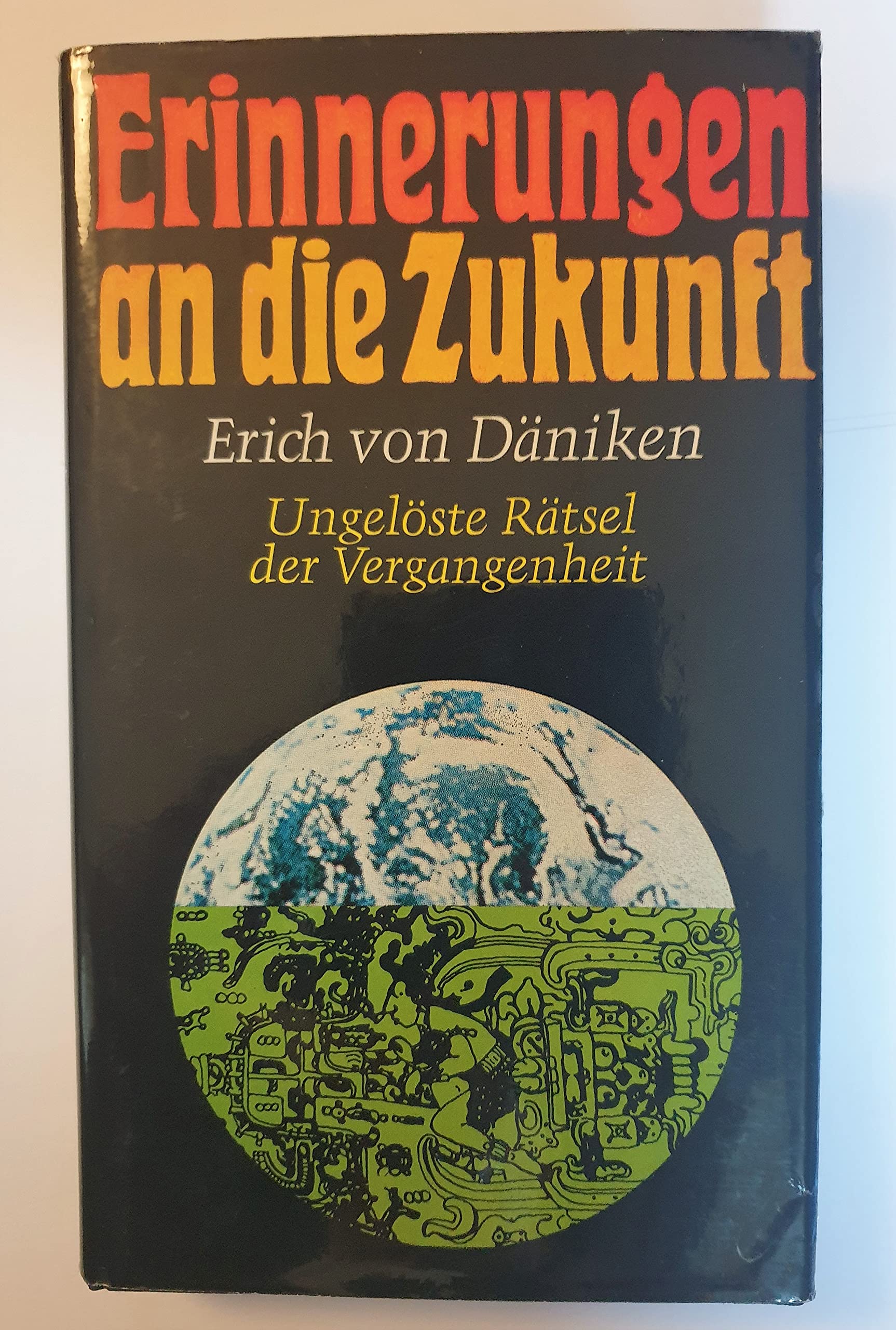 Erich von Däniken: Erinnerungen an die Zukunft