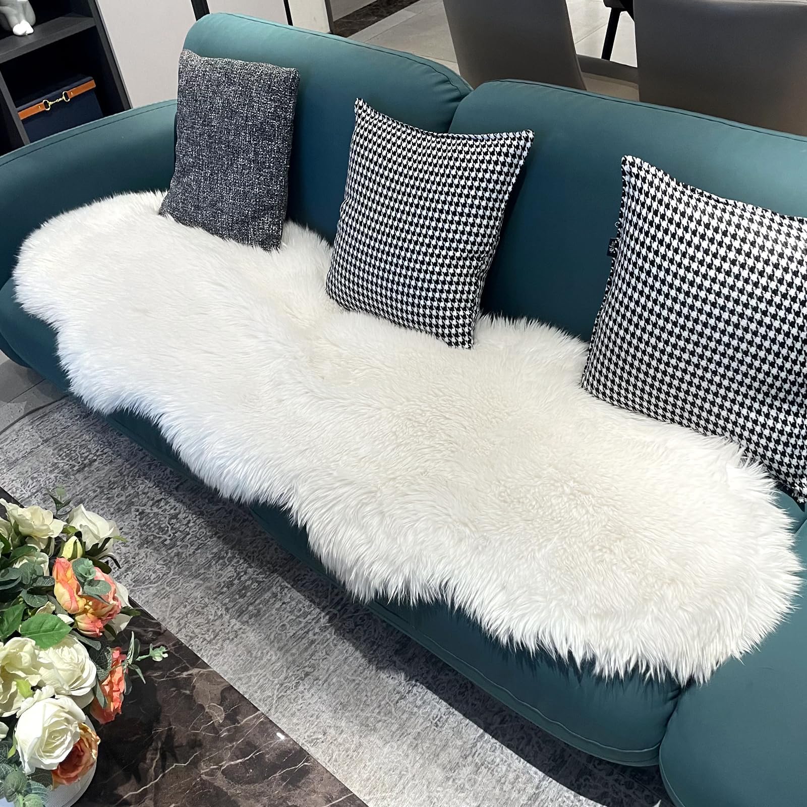 SONGLET 65X180 cm White Fluffy Rug,Soft Faux Sheepskin Fur Area Rug, Sofa Runner Rugs,Couch Covers, Bedroom Floor Rug Living Room Sofa beside Rugs