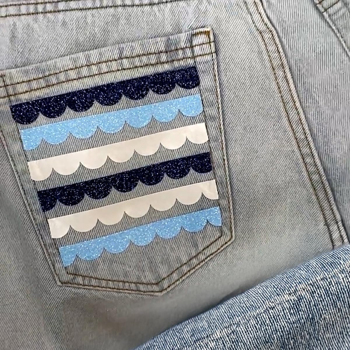 Siser Crafty Pocket Denim - Heat Transfer Vinyl to Personalise Fabrics - Suitable for all Cutting Plotters - Kit Contains 5 Rolls 30 x 50 cm in Denim Colours