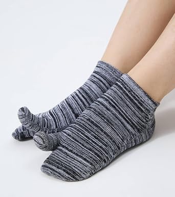 Women's Tabi Split Toe Flip Flop Socks Big Two Toe Cotton Colorful Crew No Show Low Cut Athletic Pack of 6