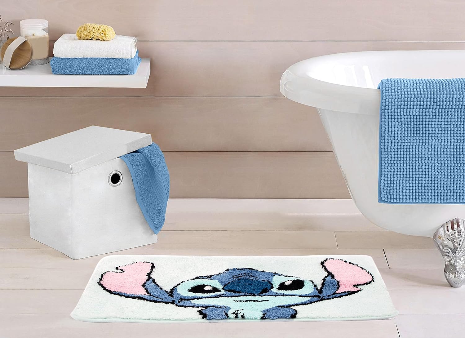 Jay Franco Disney Lilo & Stitch Floral Fun Tufted Polyester Bath Rug, Kids Bath (Official Disney Product) - Image 2