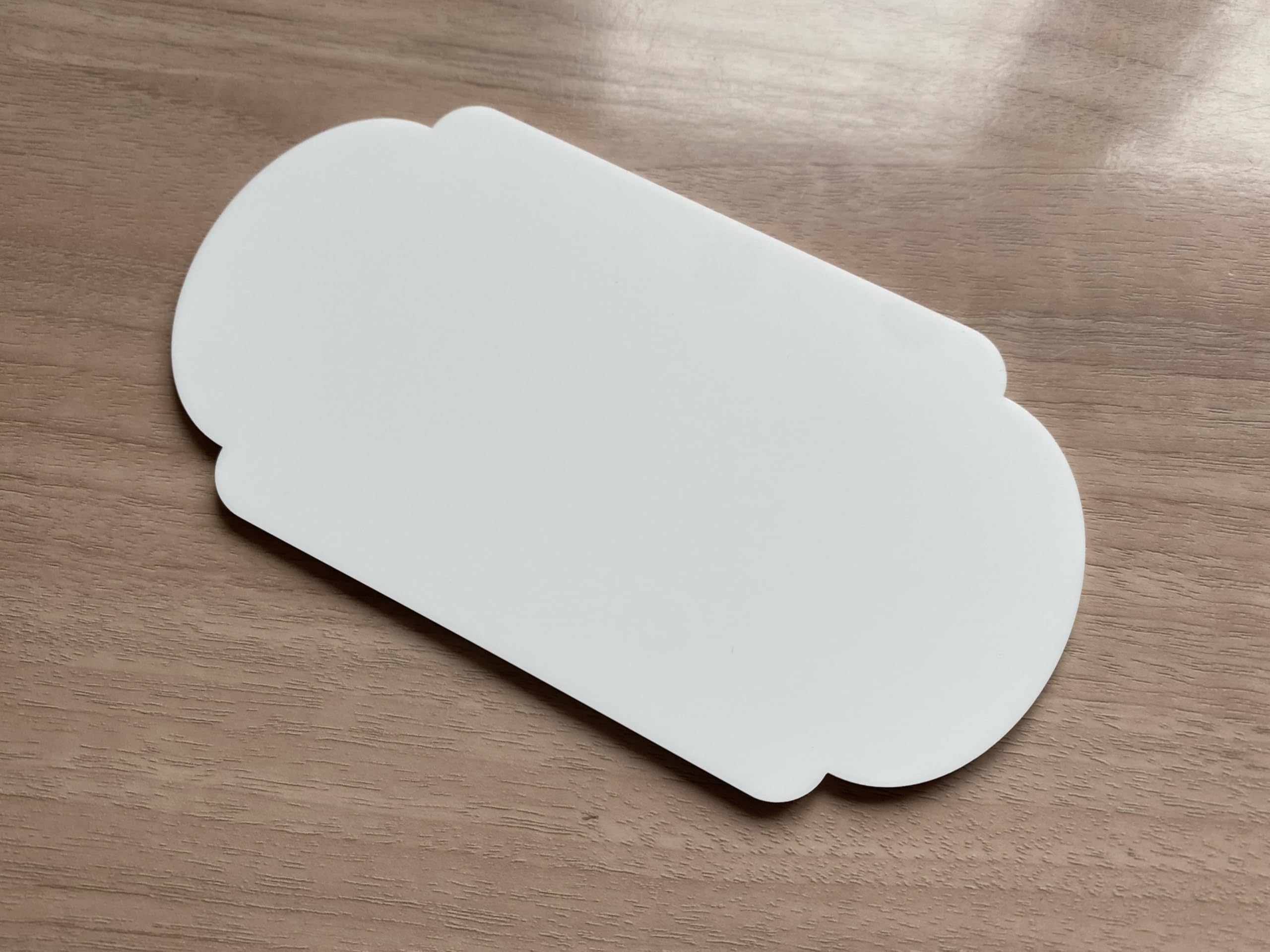 [WOOTTON INDUSTRIES LIMITED] Matt White Door Push Plate Rounded Mini 140mm x 75mm Self Adhesive - No Holes (Indoor Use)
