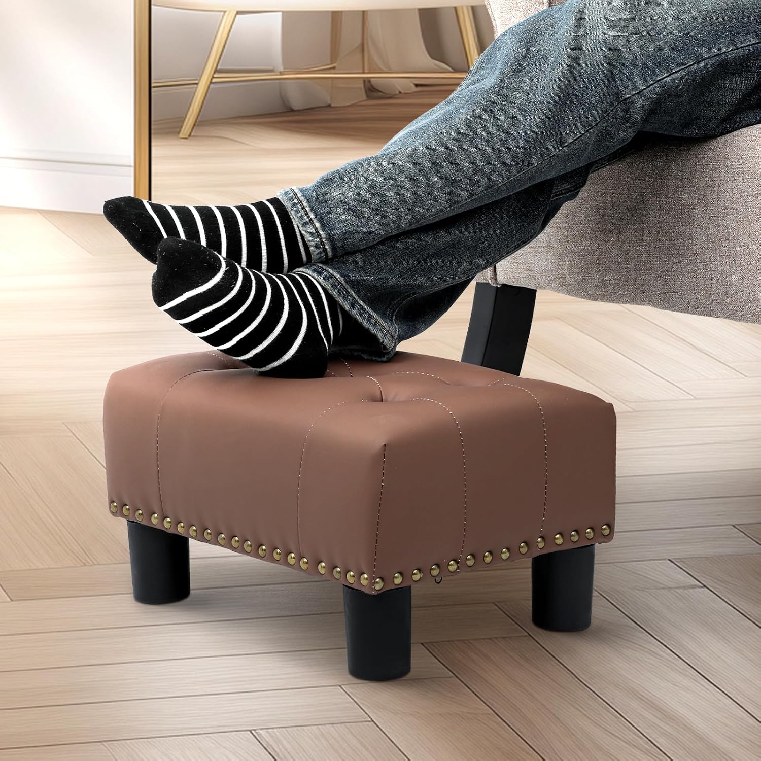 Magshion Small Foot Stool, Tufted Ottoman Stools with Nailhead Trim & Legs, PU Leather Ottoman Footrest with Storage, Stable Footstool for Couch, Living Room, Bedroom, 440lbs Capacity, Brown