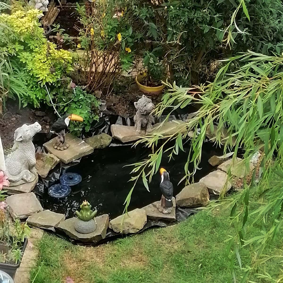 Revestimiento De Goma De Polietileno De Alta Densidad 4.5x5m Flexible Precortado Lona Estanque Negro HDPE Pond Liner para Fuentes De Agua Y Jardines(Tamaño:2x10m/7x33ft)
