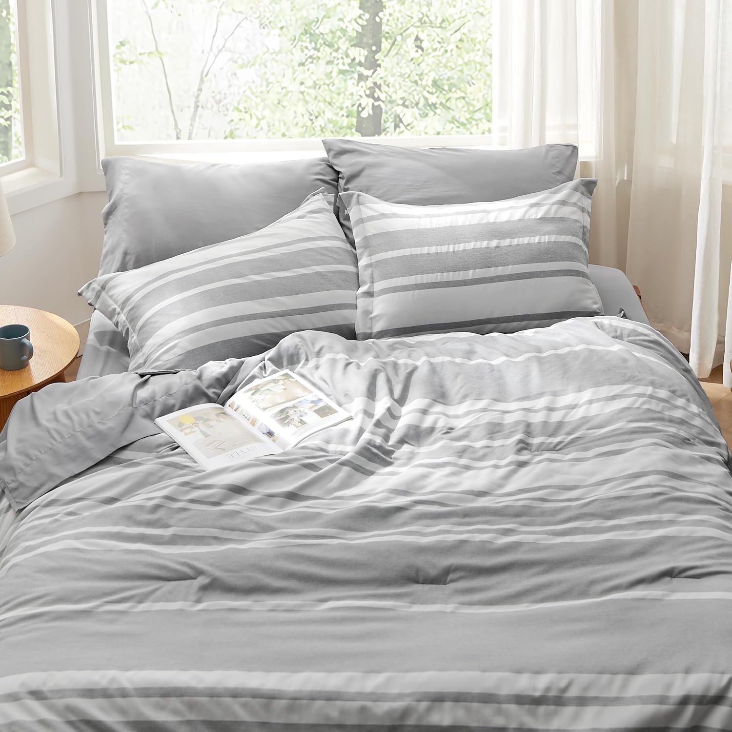 Bedsure Queen Comforter Set 7 Pieces, Grey White Striped Comforter for Queen Size Bed Reversible, Cationic Dyeing Bed in a Bag with Comforter, Sheets, Pillowcases & Shams