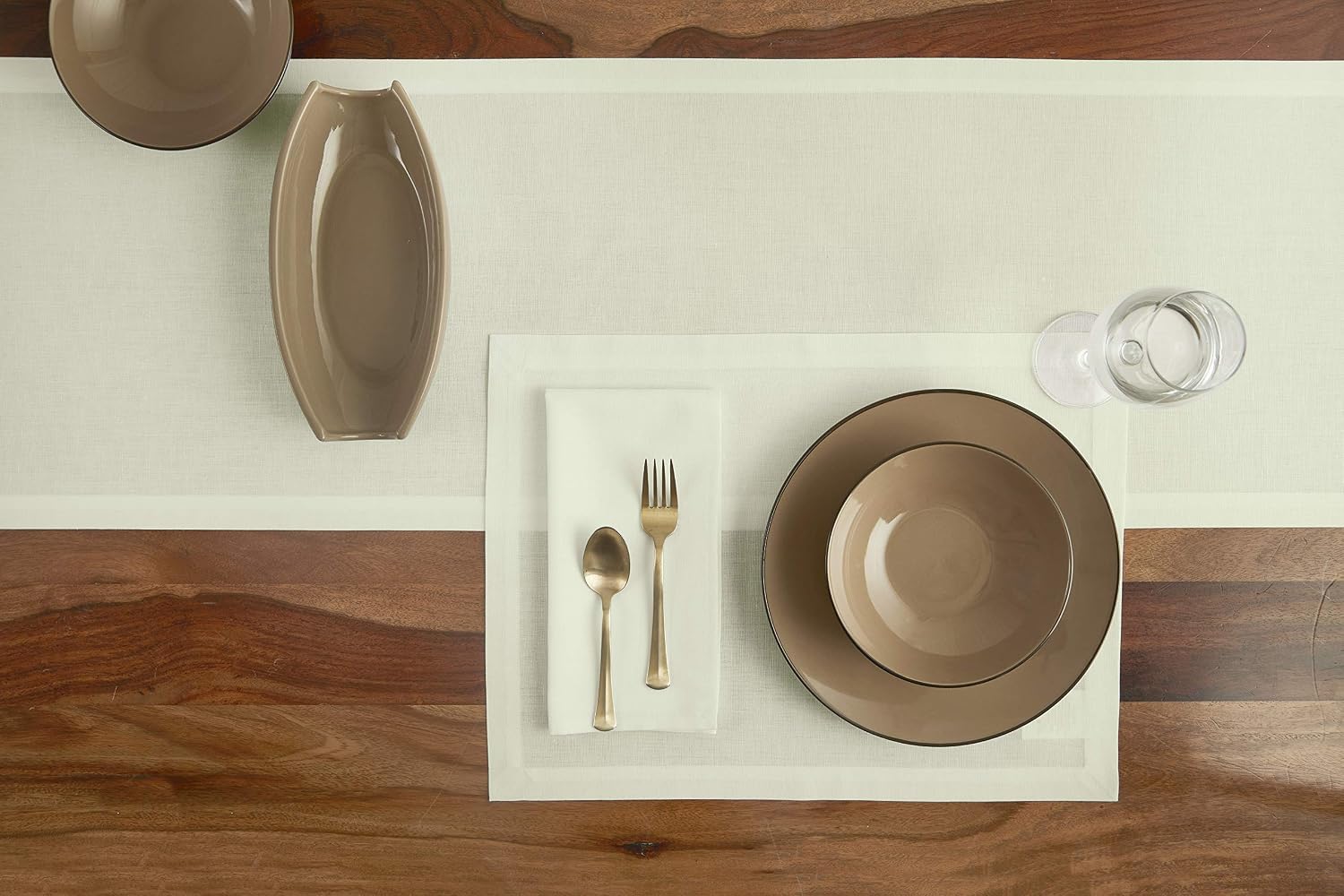 Solino Home Ivory Cotton Linen Placemats Set of 4 - Dining Table Mats for Indoors & Outdoors Machine Washable Placemats 14 x 19 Inch for Spring & Summer Decor, Mother’s Day, Memorial Day - Dru
