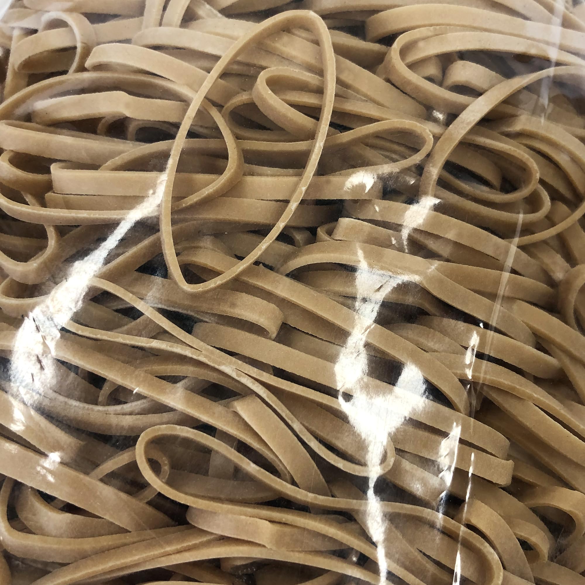 Gomas Elásticas Anchas y Resistentes | Papelería, Oficina y Uso Agro Alimentario | Bandas para Atado Agrícola de Cultivos en el Huerto | Color Marrón | 6cm x 0,35cm | Bolsa de 1Kg