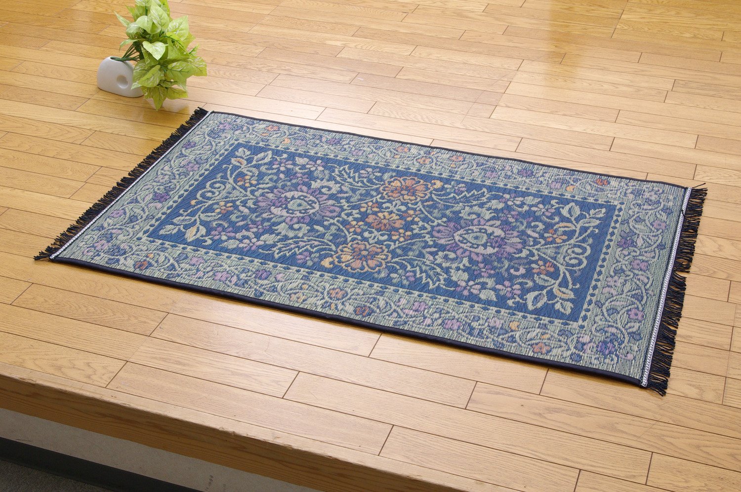 【在庫処分】イケヒコ 玄関マット い草 国産 Fビビアン ブルー 約70×120 楽天市場】イケヒコ 純国産 い草玄関マット『Fビビアン』 約70×120cm
