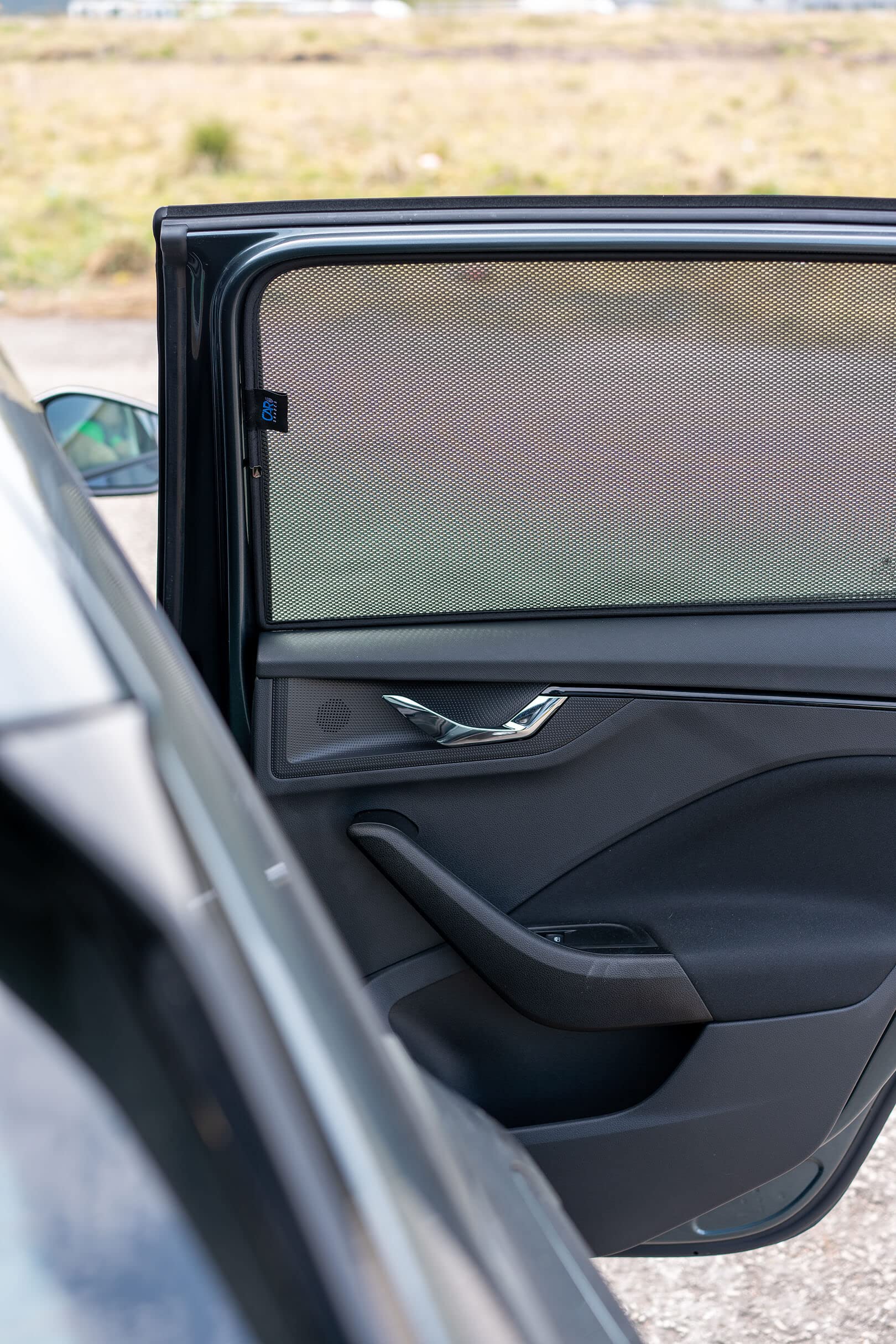 Satz Car Shades (Hintertüren) kompatibel mit Skoda Kamiq 2019- (2-teilig), Schwarz