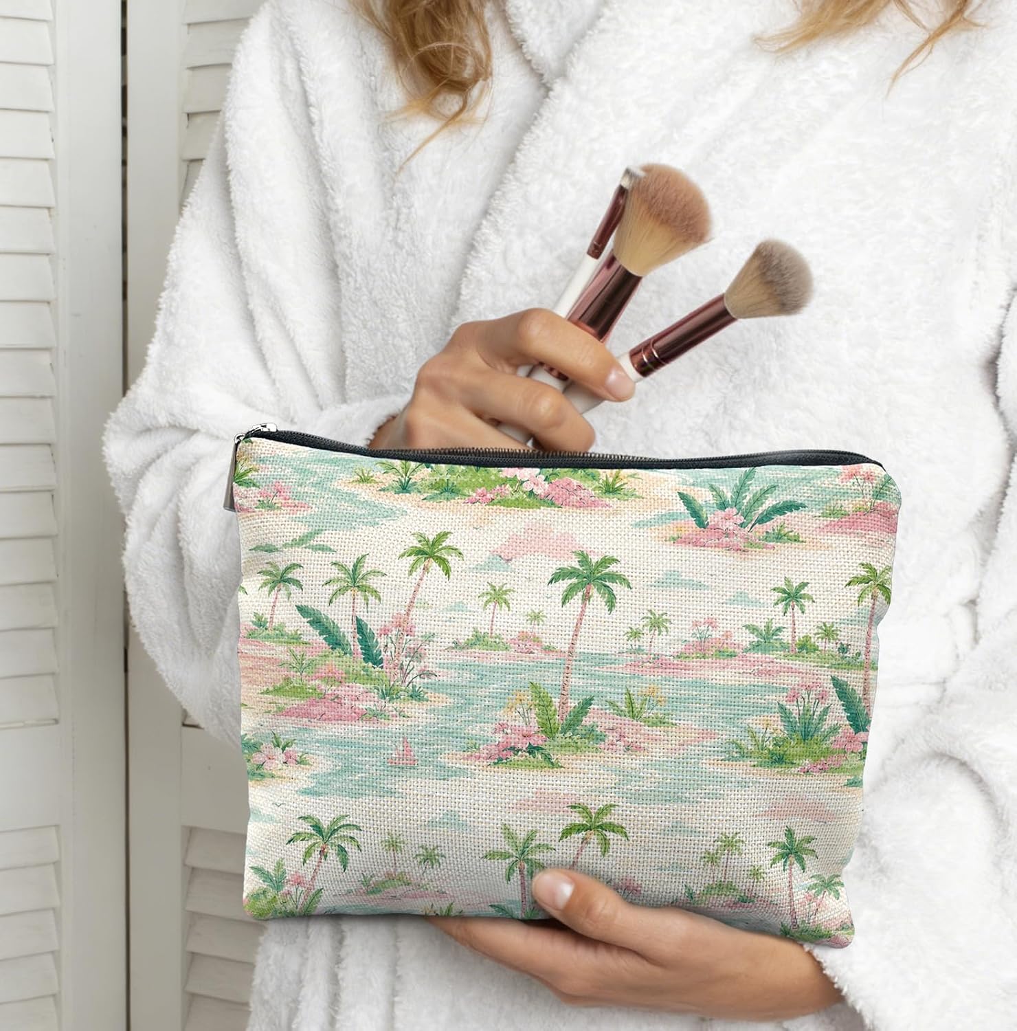 Tropical Palm Tree Beach Makeup Bag for Women image 2