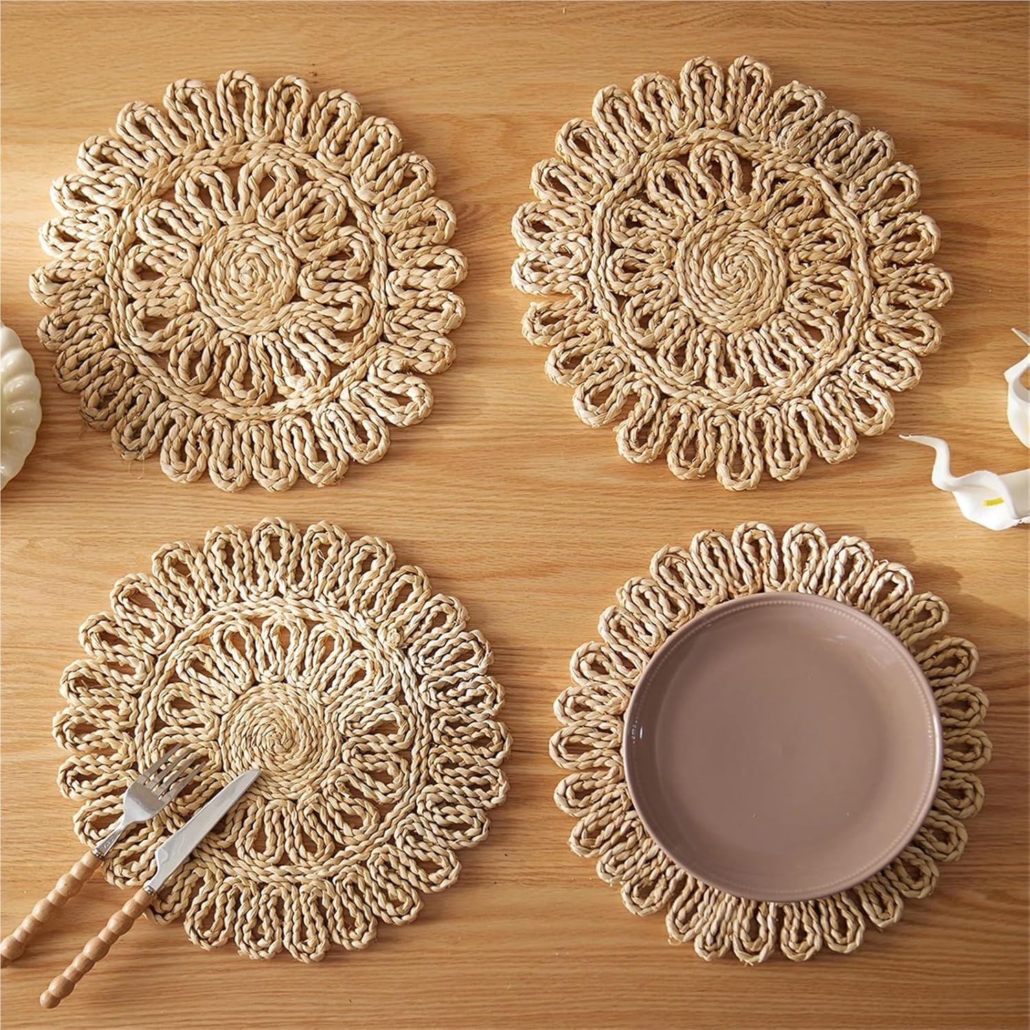 Macrame Table Decor Handmade Boho Placemats Set Natural Corn Cusk Straw Woven Combination Table Mats for Dining Table Kitchen(6pcs)