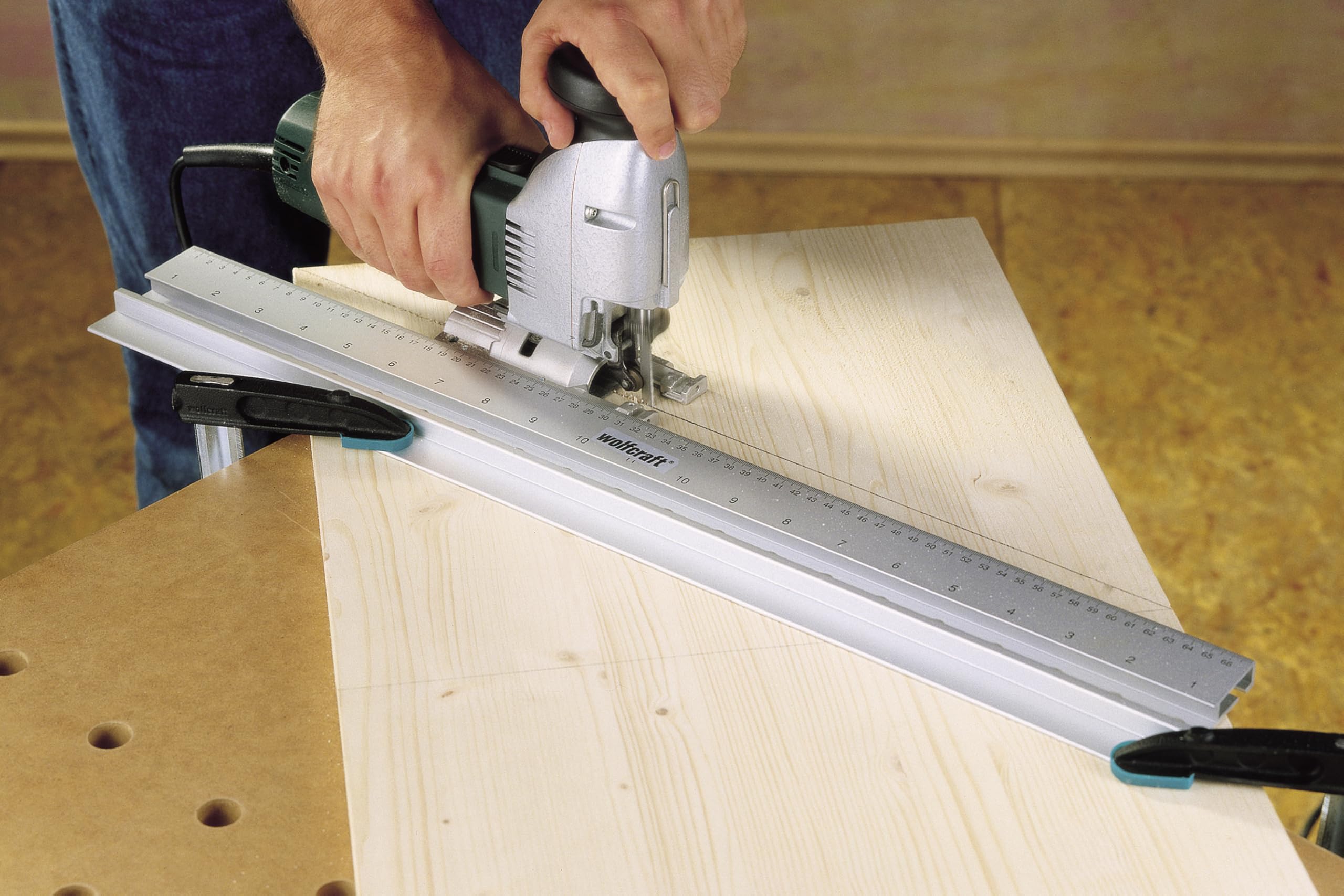 wolfcraft Guida per Fori Multipli, Dima di Foratura 5 in 1 per Spinature, Giunzioni a T/Angolo/Piane e File di Fori da 32 mm per Armadi – per Tavole 12–40 mm – 4650000