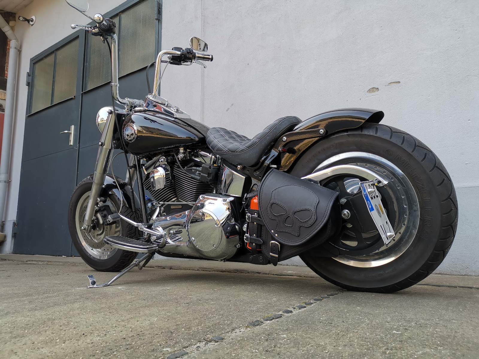Diablo Skull Sacoche latérale de Moto, Compatible avec Harley Davidson Softail Compatible avec Fatboy Heritage Fat Bob 2018, Sacoche de Moto