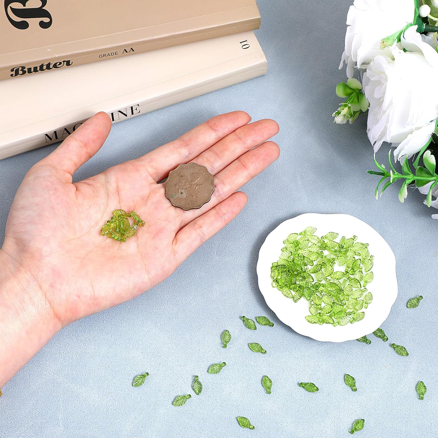 Ouligay 300PCS Green Leaf Beads for Jewelry Making Acrylic Leaf Charms Leaf Bead Charms Bulk Green Bead for DIY Earrings Necklace Bracelet Making - Image 5