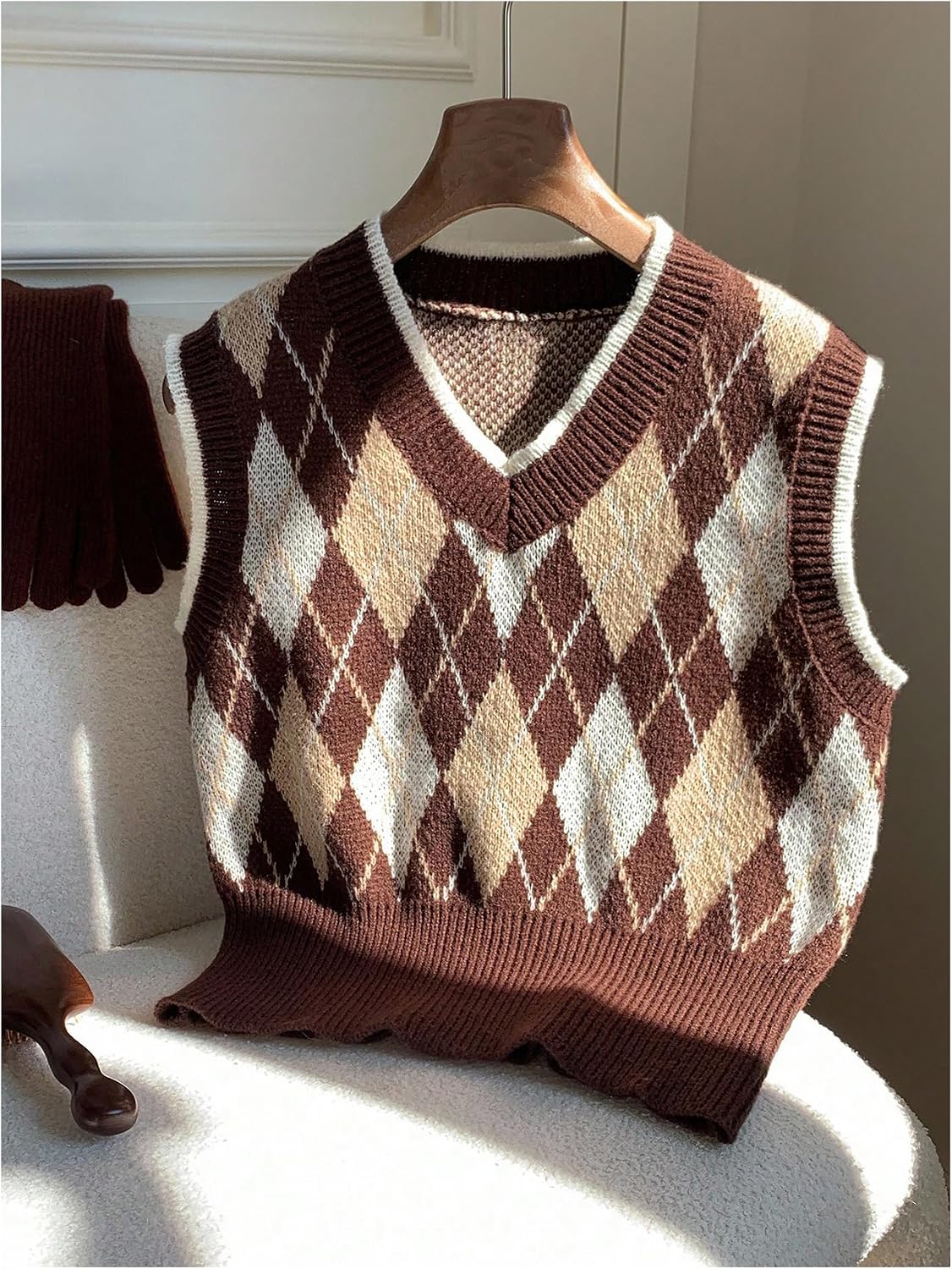 MakeMeChic Women's Argyle Plaid Sweater Vest V Neck Sleeveless Knit Tank Tops