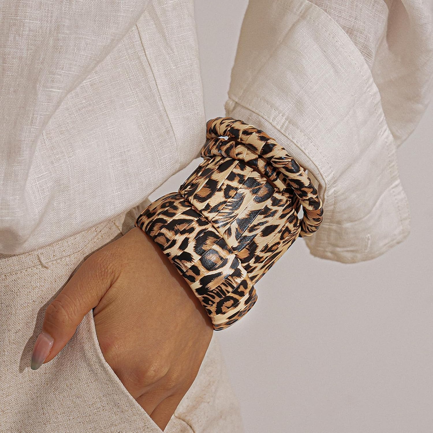 72ore Leopard Print Bracelet for Women Stylish Leopard Bangle Cuff Bracelets Fashion Jewelry Gift Accessories - Image 3