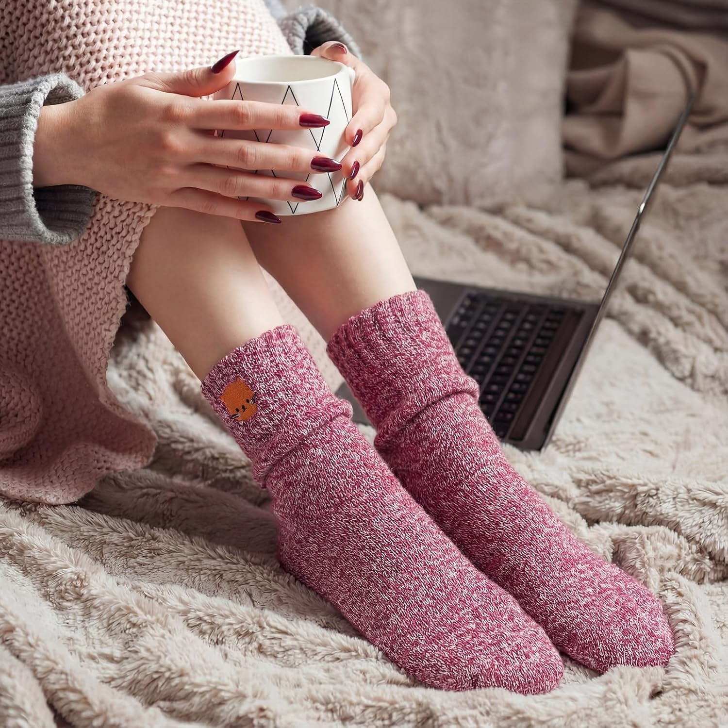 5 Pairs Winter Wool Socks Thick Soft for Women, Vintage Winter Warm Womens Boot Sock Gifts - Image 3
