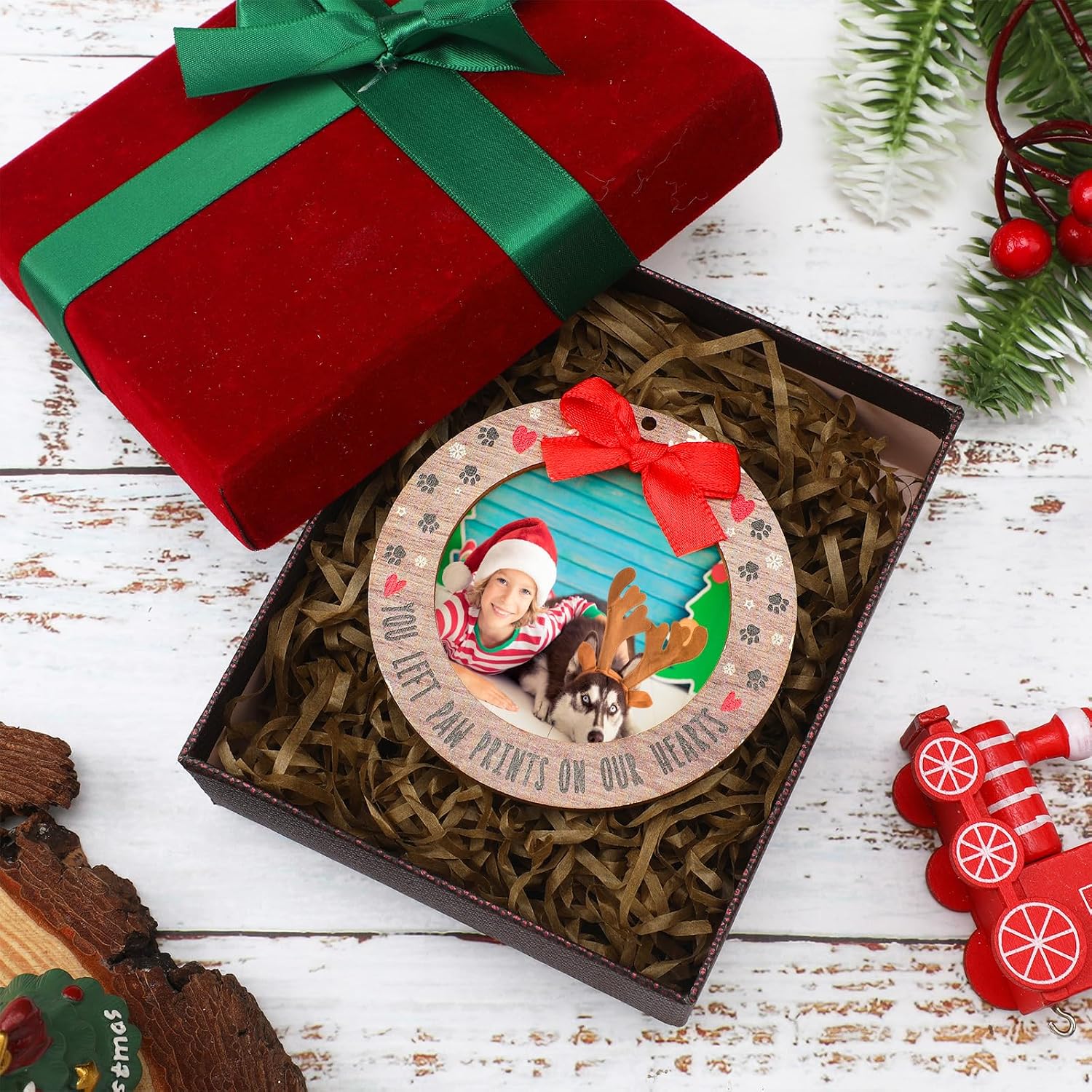 Blulu 24 Pcs Christmas Pet Picture Frames Wooden Dog Paw Memorial Photo Ornaments Snowflake Christmas Tree Decorations Pet Sympathy Gifts image 5