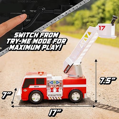 Vista 5 de Maxx Action Camión de bomberos 2-en-1 con controles de joystick, luces, sonidos de sirena, movimiento motorizado y escalera giratoria de 360°