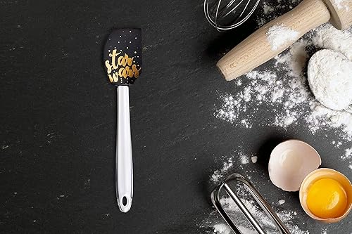 Miniatura 5 de Espátula de cocina oficial de Star Wars de silicona de 11 pulgadas, texto negro y dorado con texto "Star Wars", utensilio novedoso perfecto para
