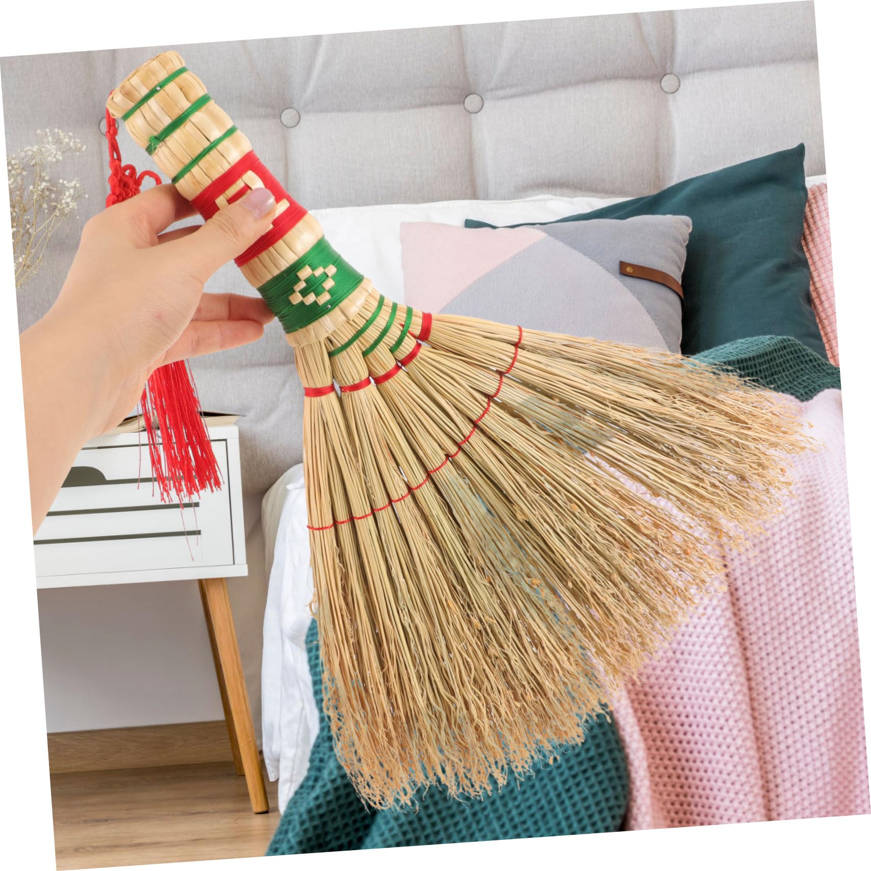 FRCOLOR Scopa a Mano Stile Cinese per Letto e Scrivania in Paglia Khaki