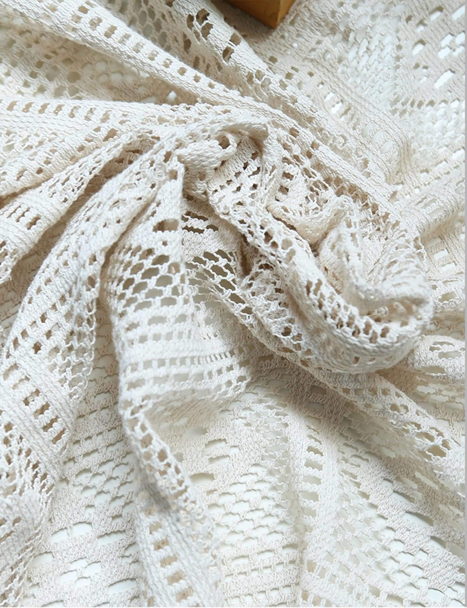 Tischdecken 140x300 cm Beigeweiß, Abwaschbar Tischdecke Rechteckig aus Polyester mit Quasten Tischtuch Gehäkelt Einfarbig Tischwäsche für Esstisch