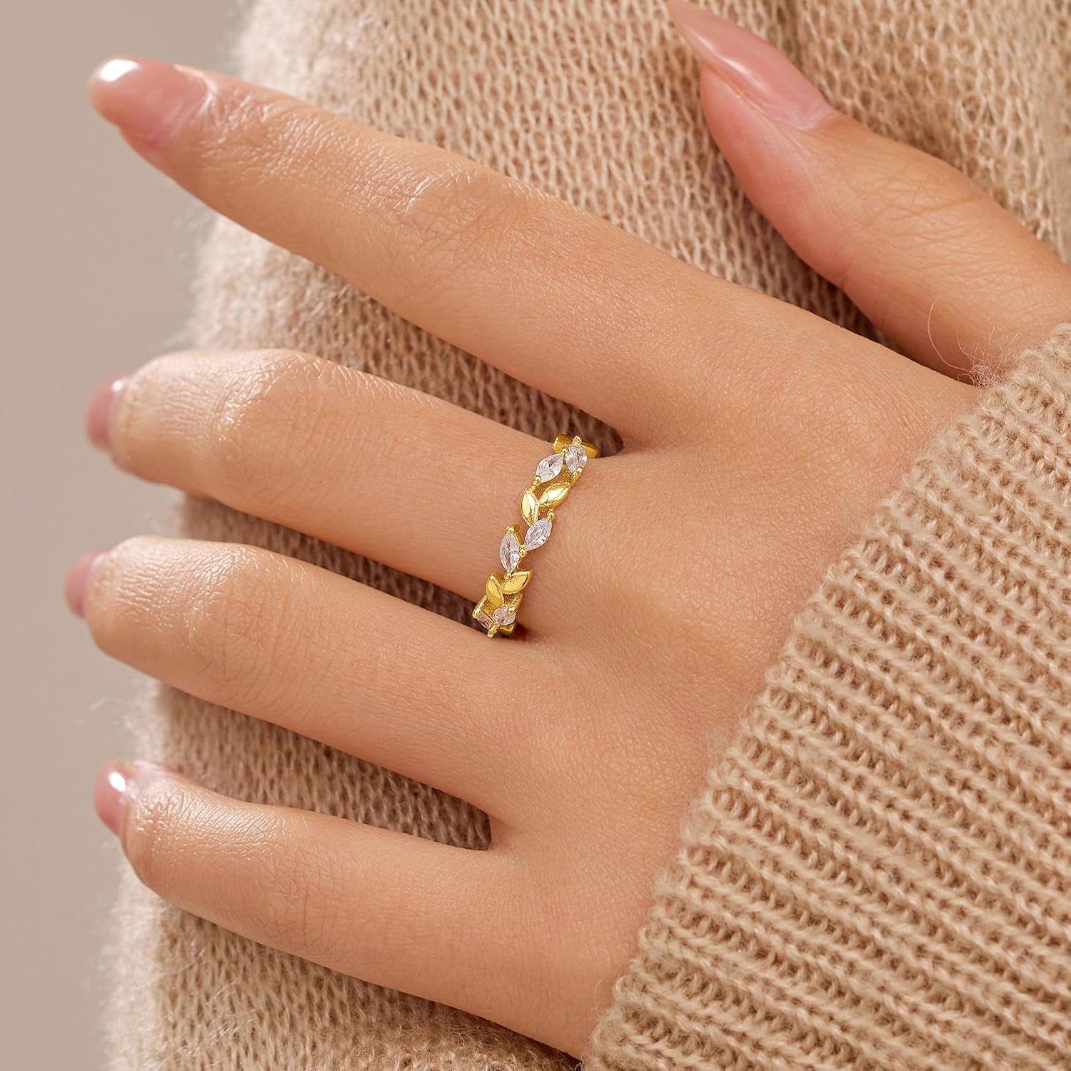 Leaf Ring 925 Sterling Silver Rings for Women Branch Leaves Band Finger Ring Paved White Cubic Zirconia Stone Dainty Leaf Olive Branch Stackable Ring for Women Mother's Day Easter Birthday Gift for Her Mom Girlfriend Sister Daughter