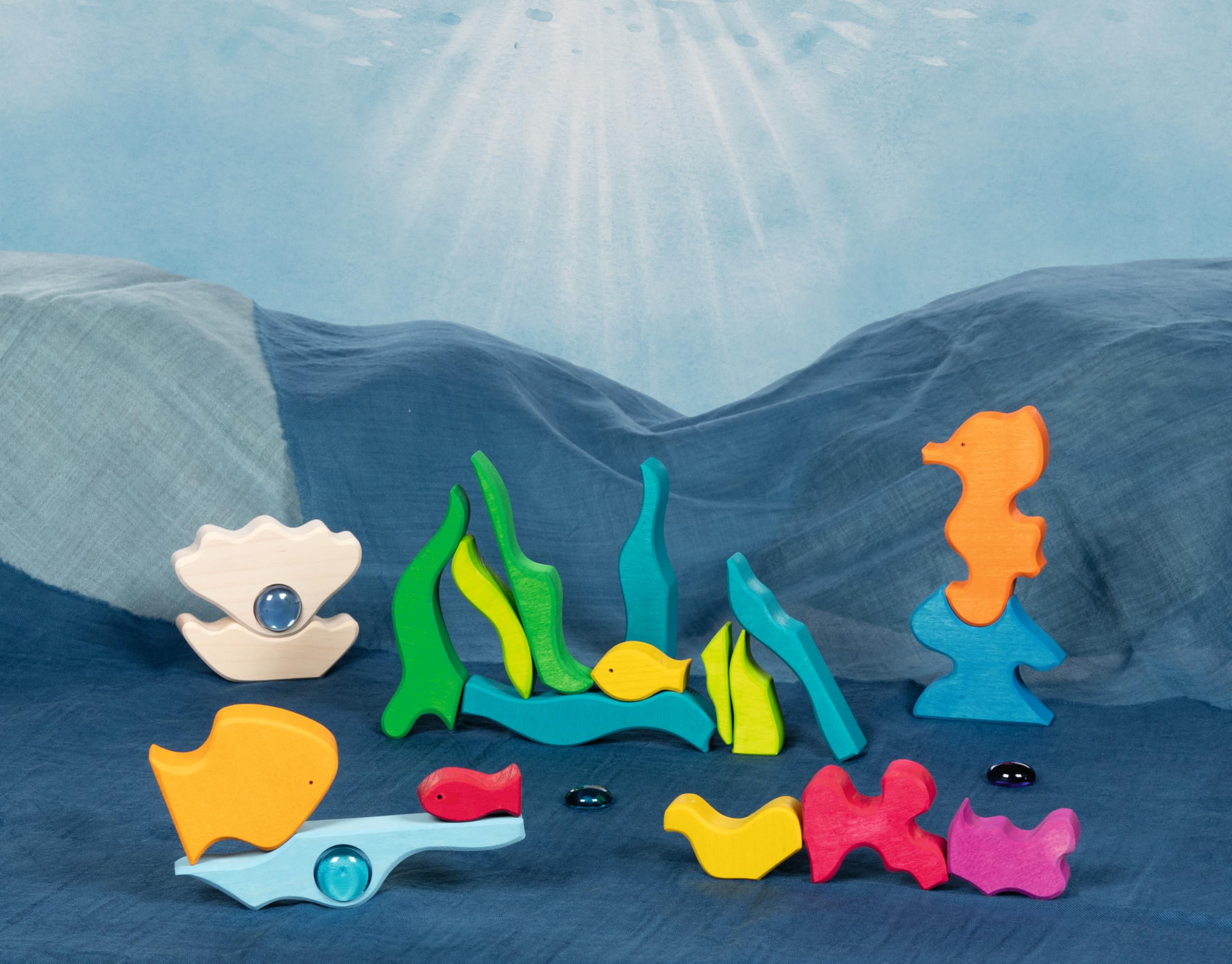 goki Evolution 58341 - Puzzle de Paisaje con Luces Marinas de Madera y Cristal para niños, fomenta la Creatividad y la imaginación, Juguete Educativo sostenible, Fabricado en Europa, Juego de 30
