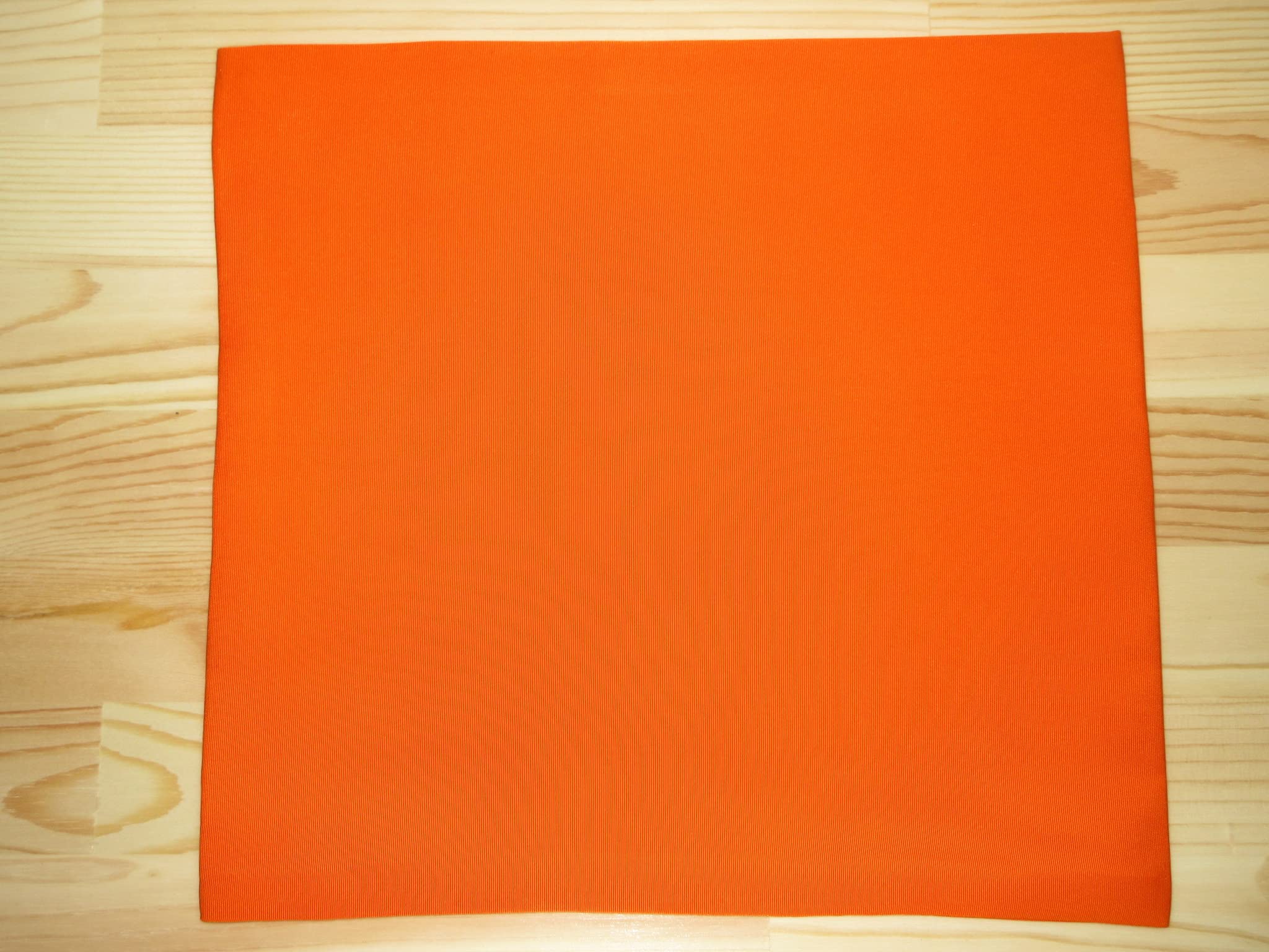 Amazon｜御点前帛紗 朱 9号（九匁） 正絹 修斎謹製 茶道用お稽古道具