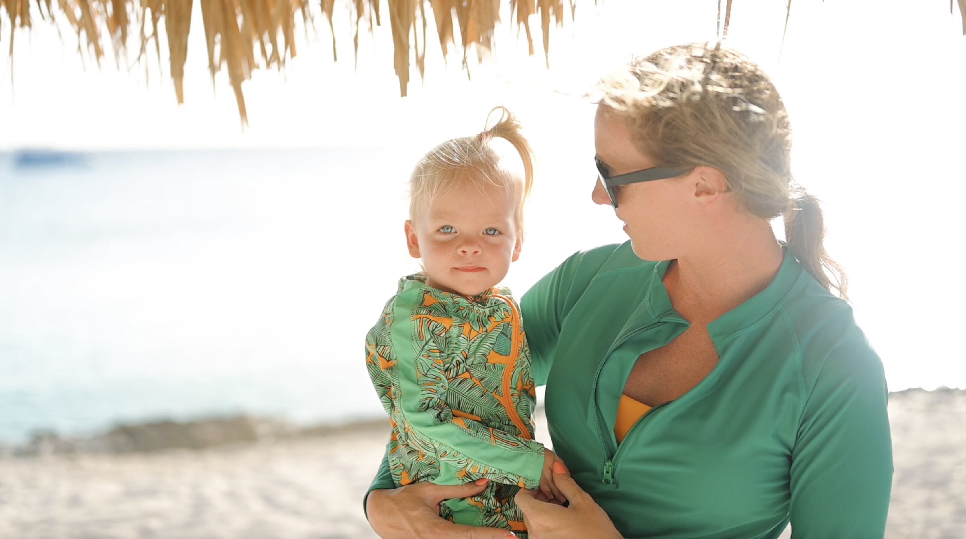 SwimZip Mädchen 3-teiliges Bade-Set – Langarm-Rashguard, Tankini & Hose, UPF 50+
