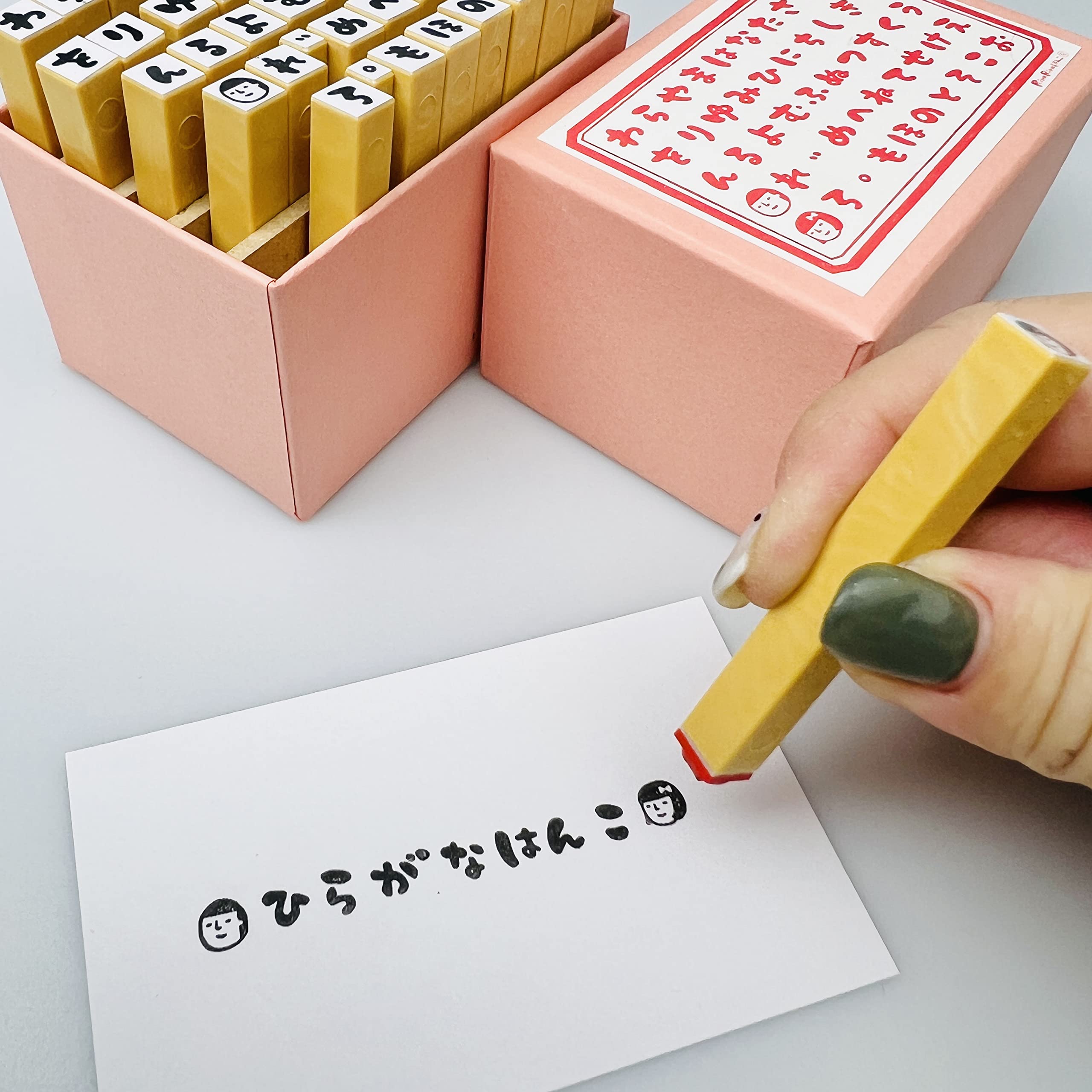 50音ひらがなセット&アルファベットセット。 Amazon.co.jp: 【ひらがな版】シヤチハタ製Rira文字ひらがな50音セット