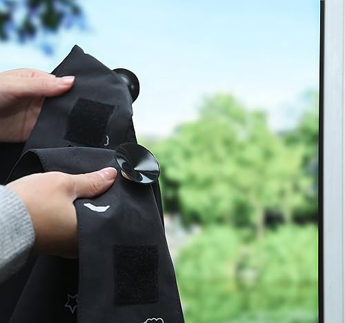 Miniatura 6 de Tienda Basics Cortina opaca portátil para ventana con ventosas para viajes niños y guardería 50 x 78 pulgadas luna y estrellas paquete de 1 Beige,