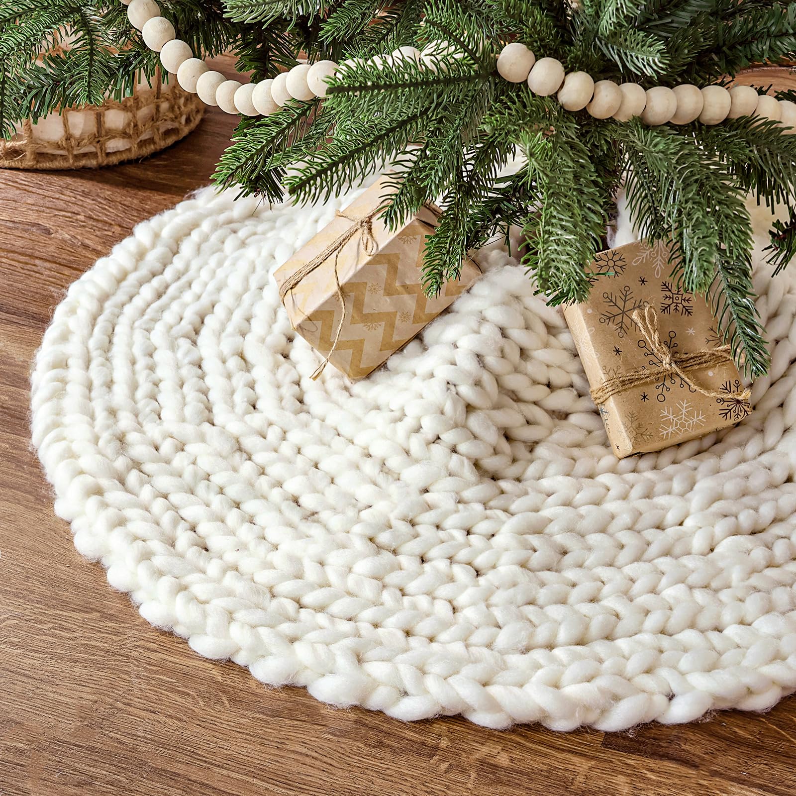 LimBridge Chunky Knit Tree Skirt: Handmade 36 Inch Cream White Heavy Chunky Yarn Knitted Thick Crochet Christmas Tree Skirt, Christmas Tree Decorations for Merry Christmas Home Décor Party Gifts