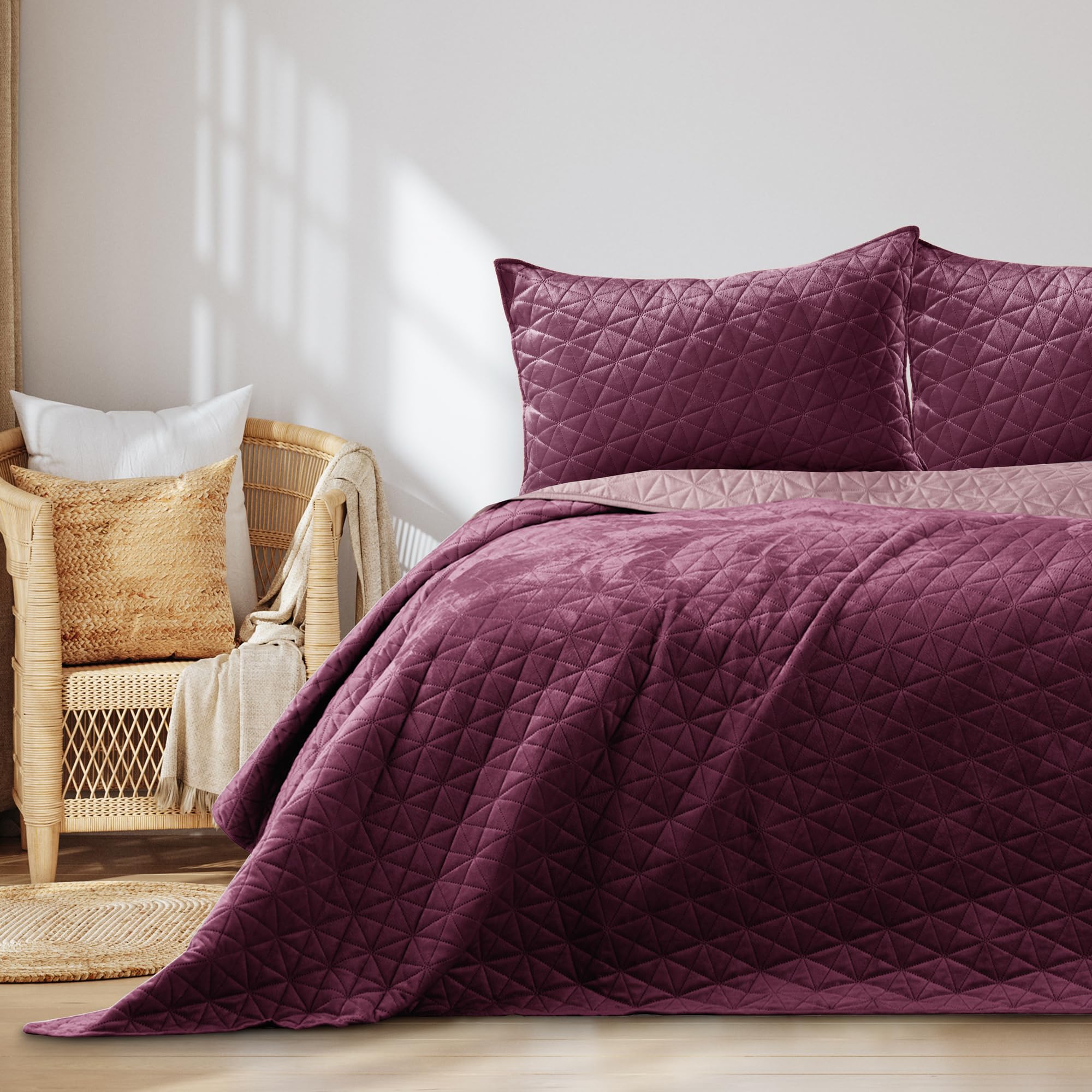 AmeliaHome Meadore Sprei met pompons 260x280 cm bedsprei dubbelzijdig ultrasoon stiksel polyester Meadore zilver