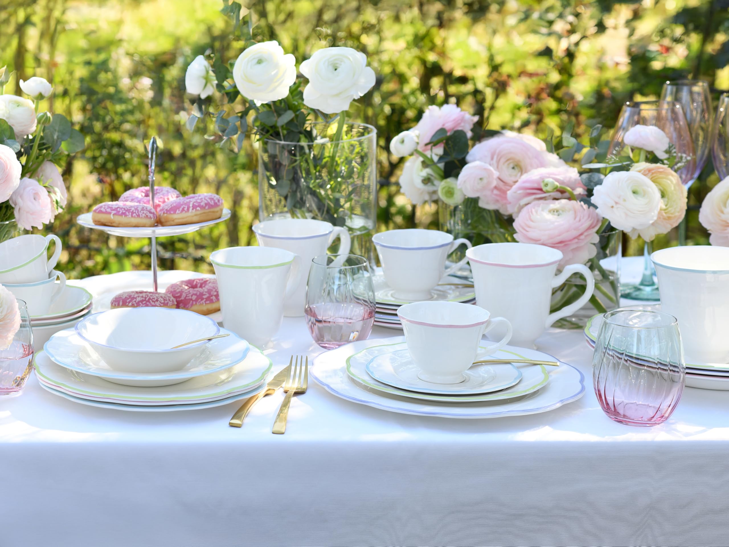 CreaTable, 24841, seria Florine, 16-częściowy zestaw naczyń dla 4 osób, serwis kombi z kamionki, nadaje się do mycia w zmywarce i używania w kuchence mikrofalowej, wysokiej jakości produkcja