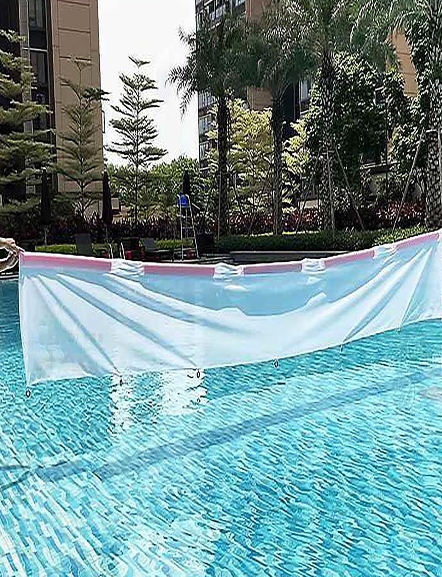 Questo retino Galleggiante per Piscina - retino a Maglia fine per Piccoli detriti, Foglie e Insetti, pulitore Pieghevole e Riutilizzabile per Piscine e parchi Acquatici (L 3 m x H 70 cm)