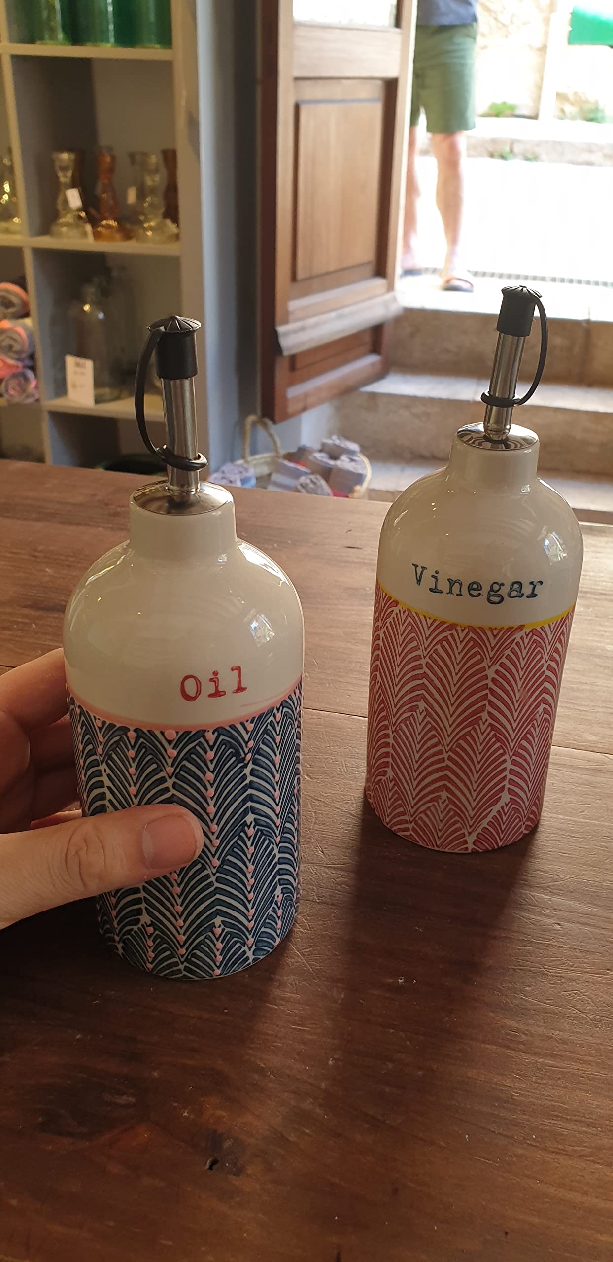 Öl- und Essigflasche