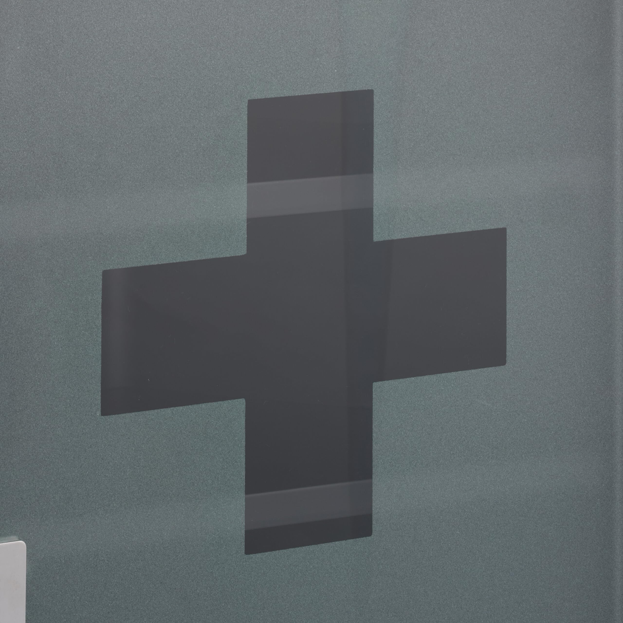 Relaxdays Armadietto Pronto Soccorso per Medicinali, Cassetta Medicine con Chiave, 3 Scomparti, HLP: 45x30x17,5 cm, Nero