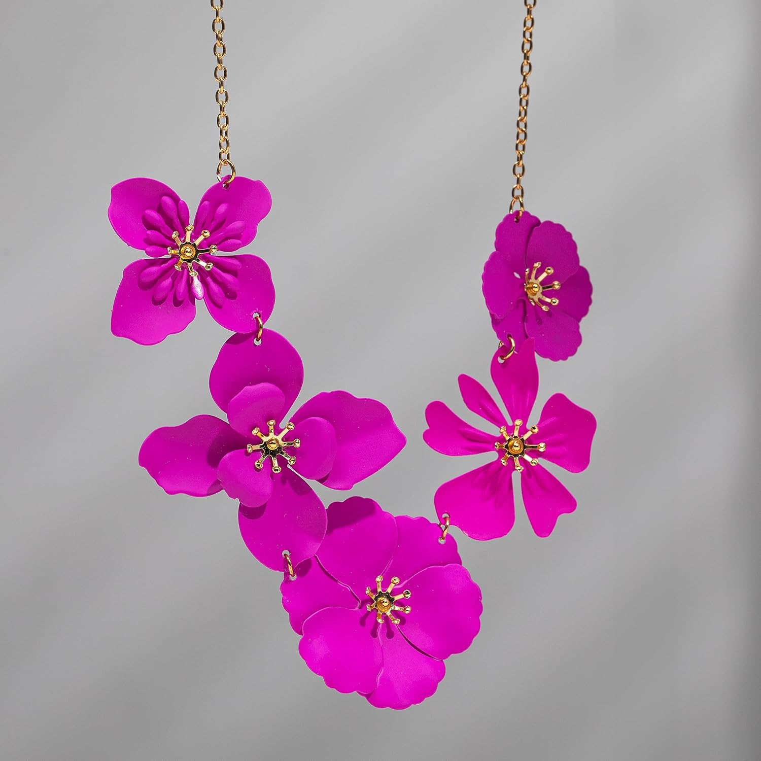 フローラルフラワーチョーカーネックレス ファッションステートメント ミックスフローラルカラー チャンキーネックレス レディース