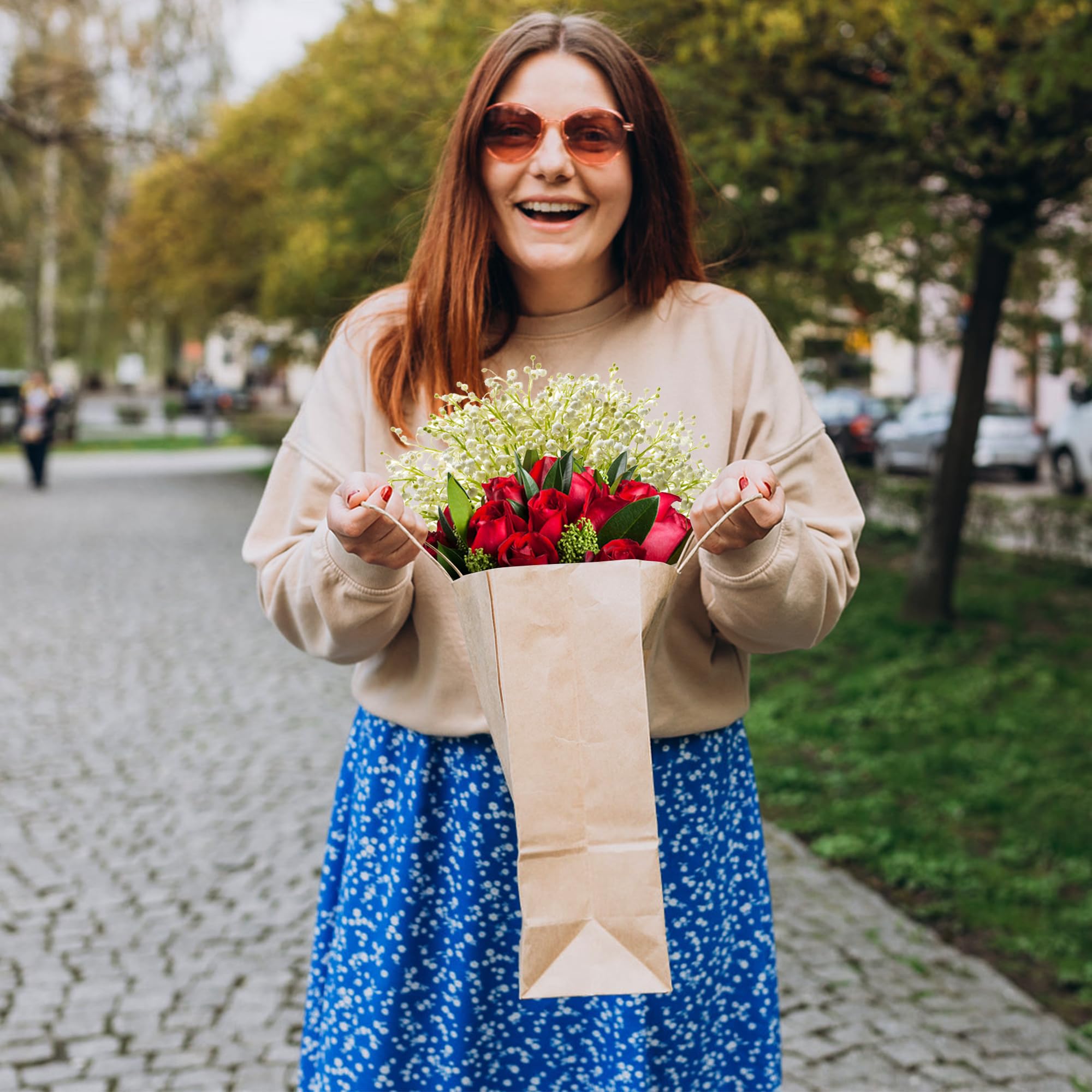 Ginkgo Confezione da 100 sacchetti regalo di carta marrone con manici, 20 x 10,25 x 25 cm, sacchetti di carta kraft di medie dimensioni per shopping, generi alimentari, affari e vendita al dettaglio