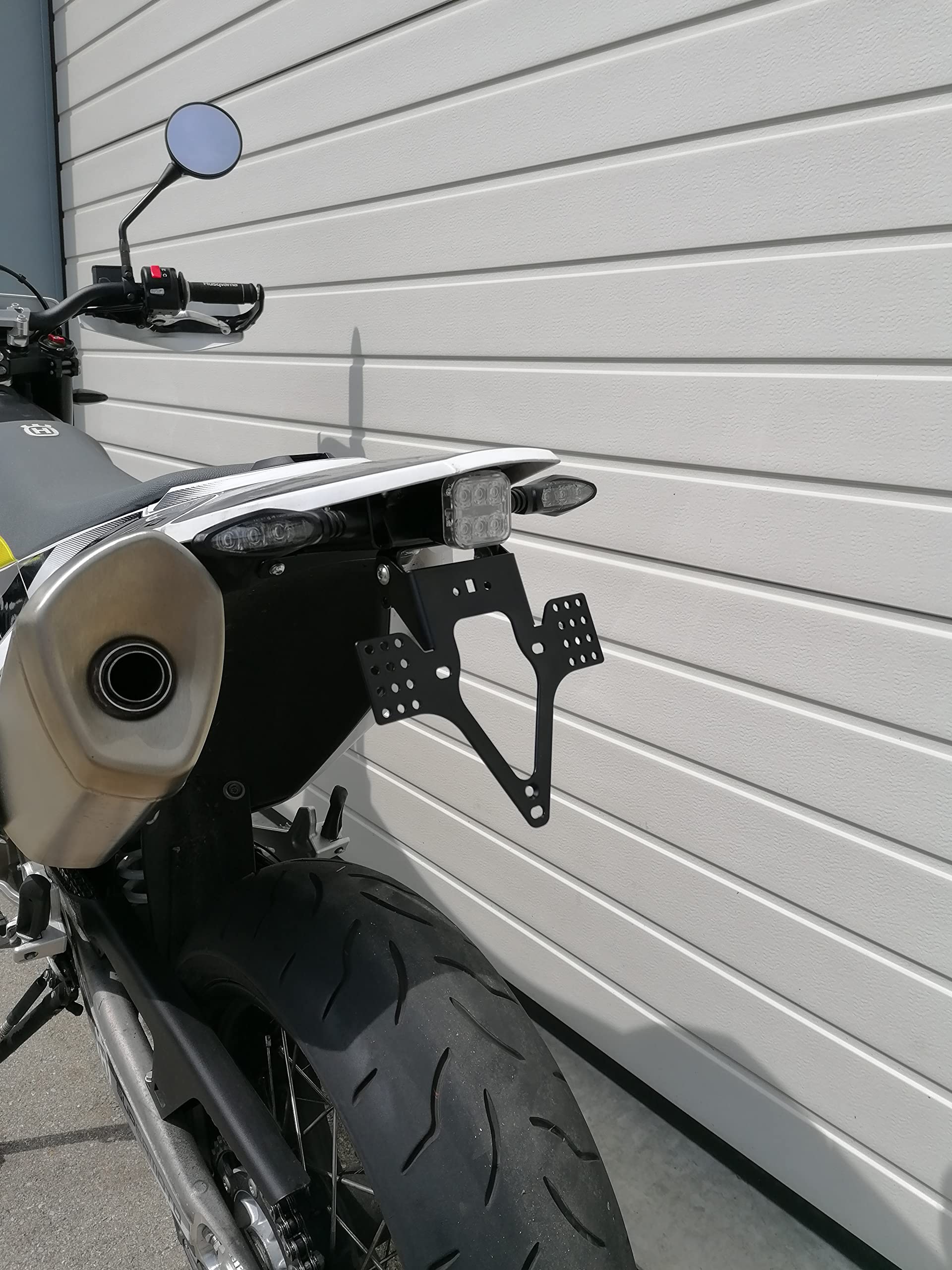 Portatarga GroFaTec Evo per Husqvarna 701 SM Supermoto Anno di Cost. 2016-2022 Porta Targa 701sm Träger 701 Enduro coda corta conversione della coda kurzes Heck Heckumbau
