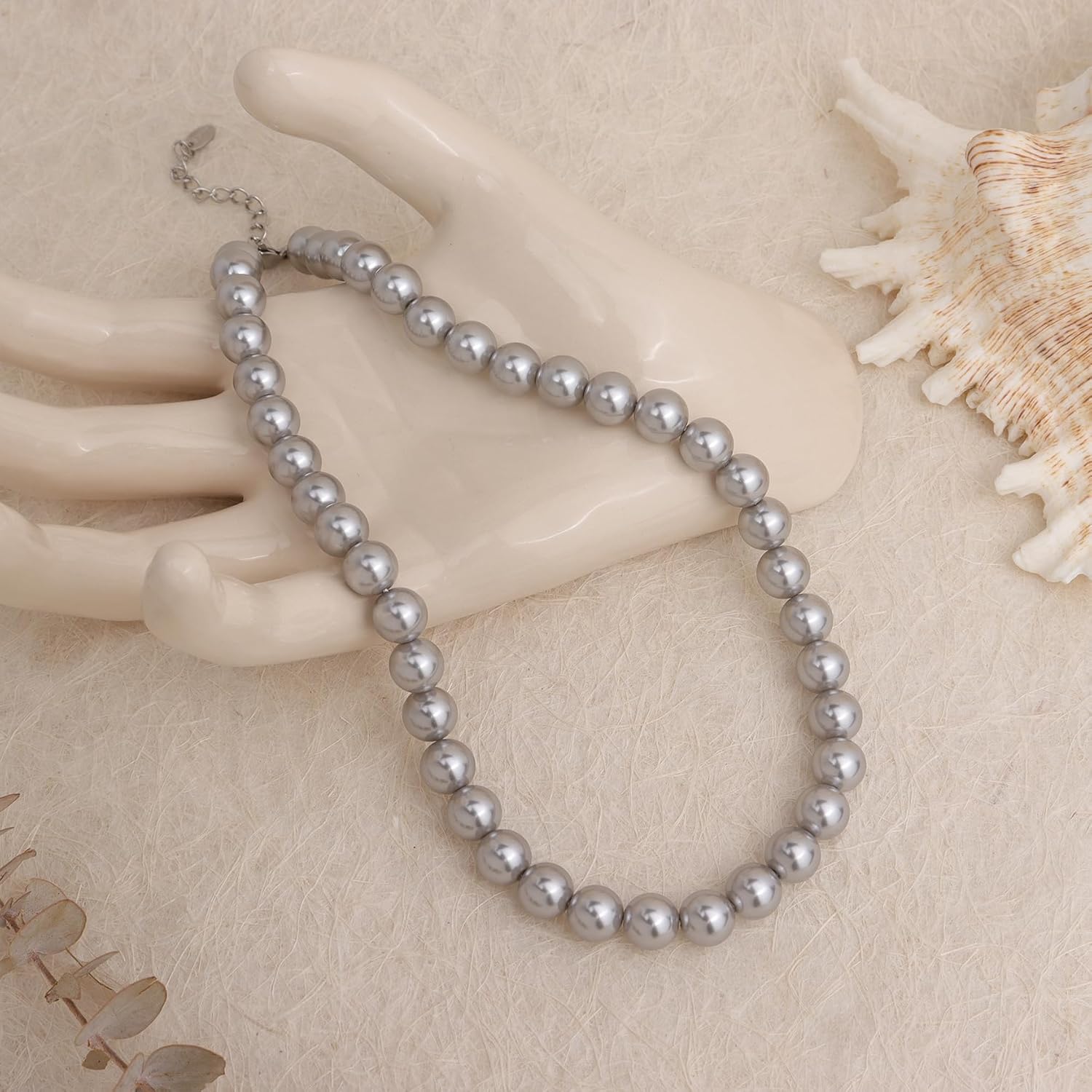 Sonateomber Pearls Choker Necklaces for Women, Simple Dainty Round Pearl Beaded Chain Necklaces Wedding Prom Jewelry Gift - Image 5