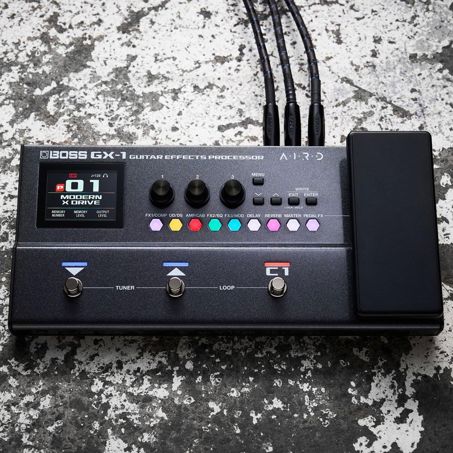 Boss GX-1 Effektgerät Multieffekt-Pedal für Gitarre mit keepdrum Netzteil
