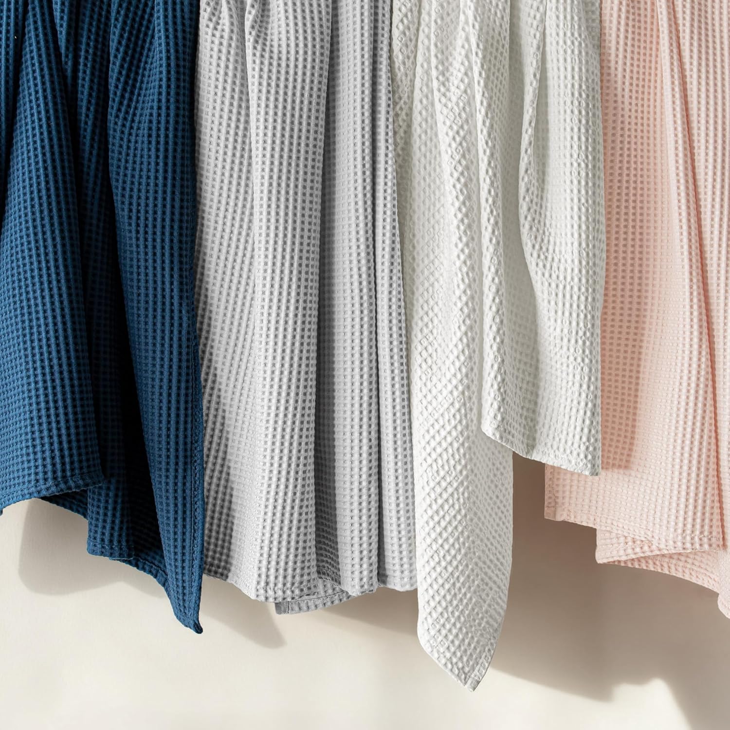 Exclusivo Mezcla 100% Cotton Waffle Weave Throw Blanket, Soft, Lightweight and Breathable Muslin Gauze Blanket for Couch, Sofa, All Season, 50"x70", Pink - Image 7