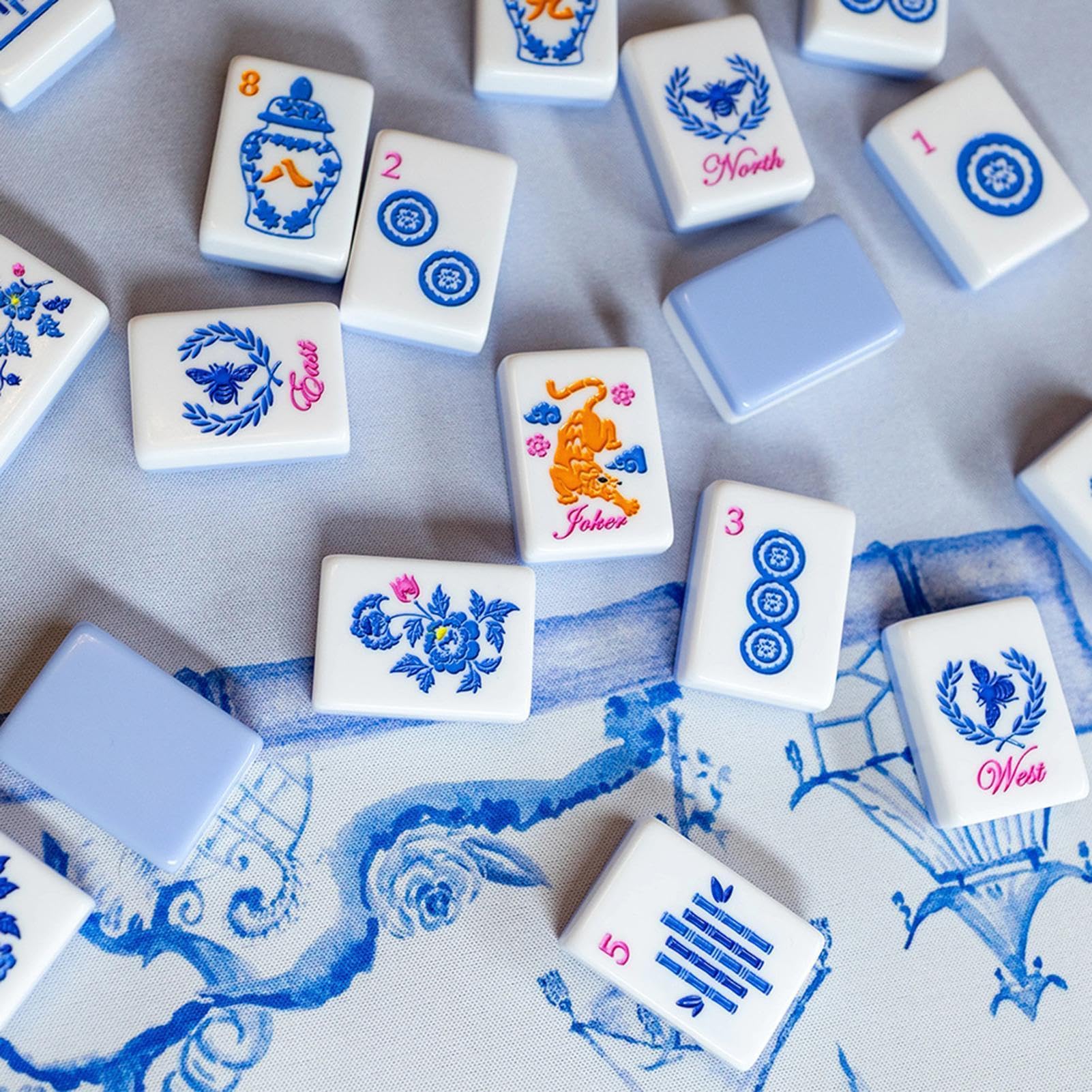 Generisch Mahjong-Set 160-teiliges, graviertes Acryl-Gesellschaftsspiel | Amerikanisches Mahjong-Set mit Spielsteinen Für Zuhause, Reisen, Unterwegs, Am Pool, Erwachsene, Partys Sowie Anfänger &