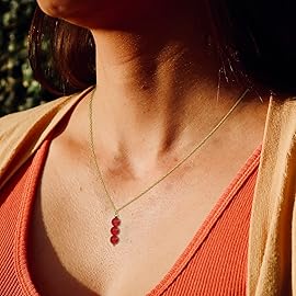 SmileBelle Red Necklace for Women, 14K Gold Filled Carnelian Necklace as July Birthstone Crystal Pendant Necklace as Birthday Gifts Necklaces for Girls Carnelian Gifts as Christmas Stocking Stuffers